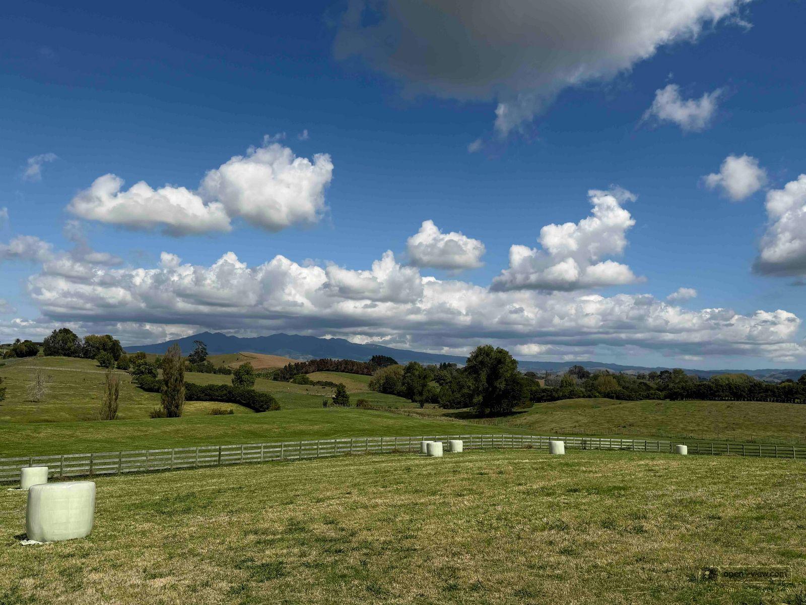 Slider image of 168 Gillard Road, Waikato