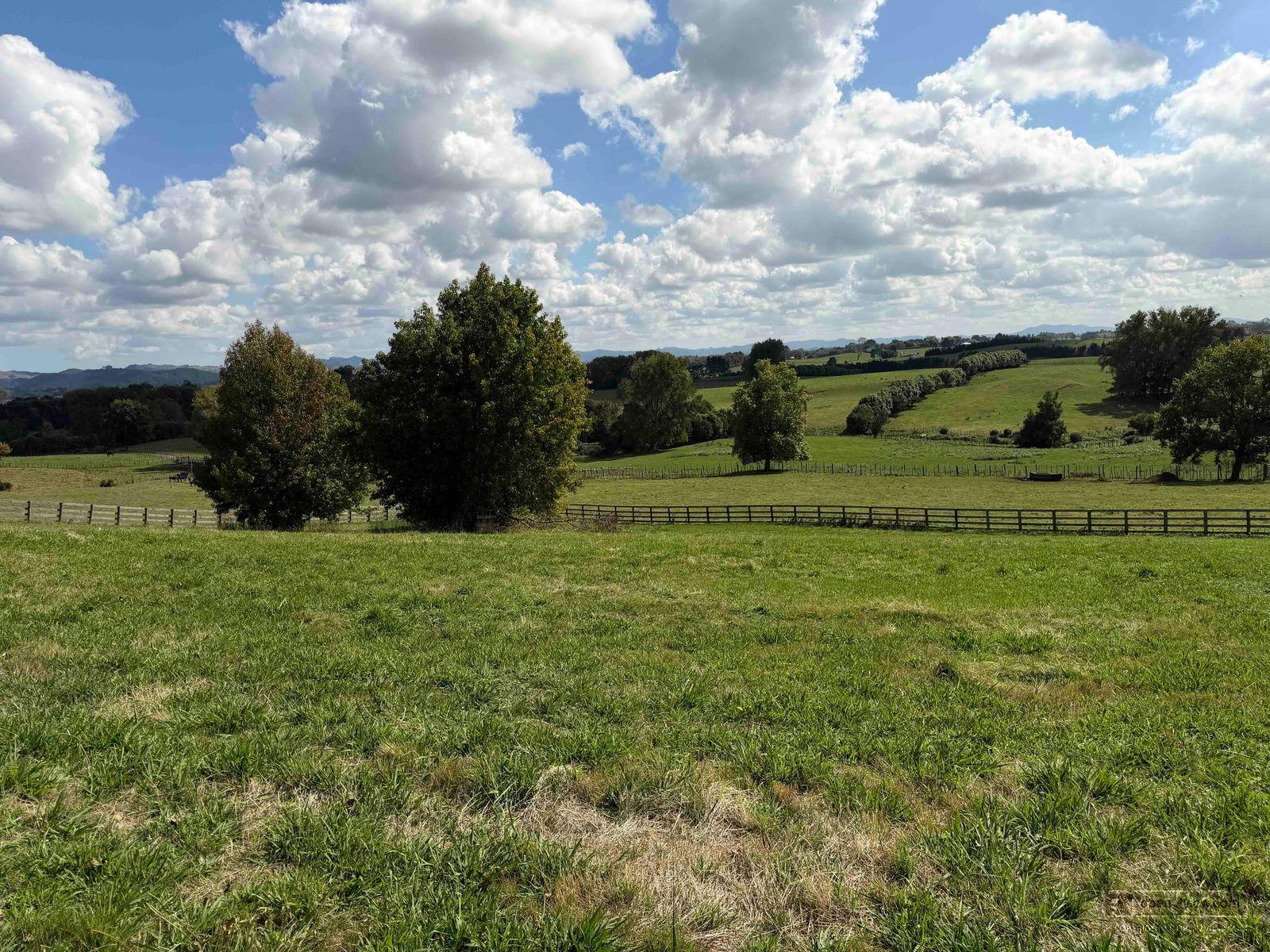 Slider image of 216 Gillard Road, Waikato