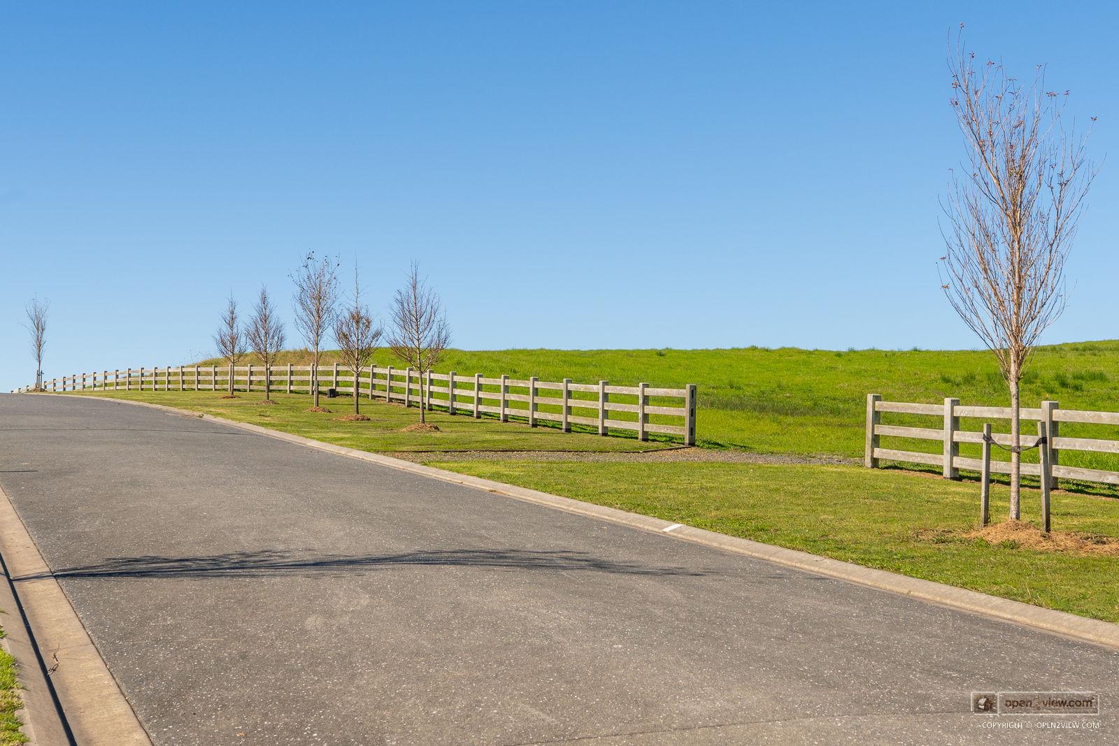 Slider image of 11 Te Pae Okura Drive, Auckland
