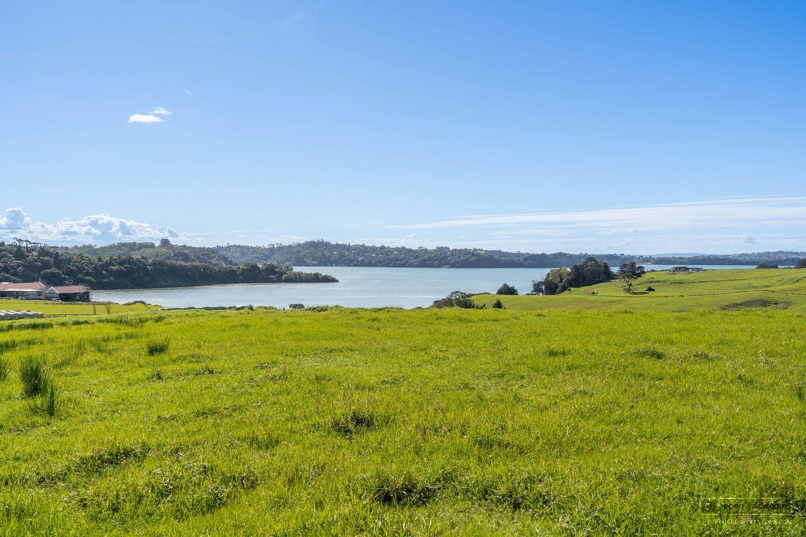 Slider image of 11 Te Pae Okura Drive, Auckland