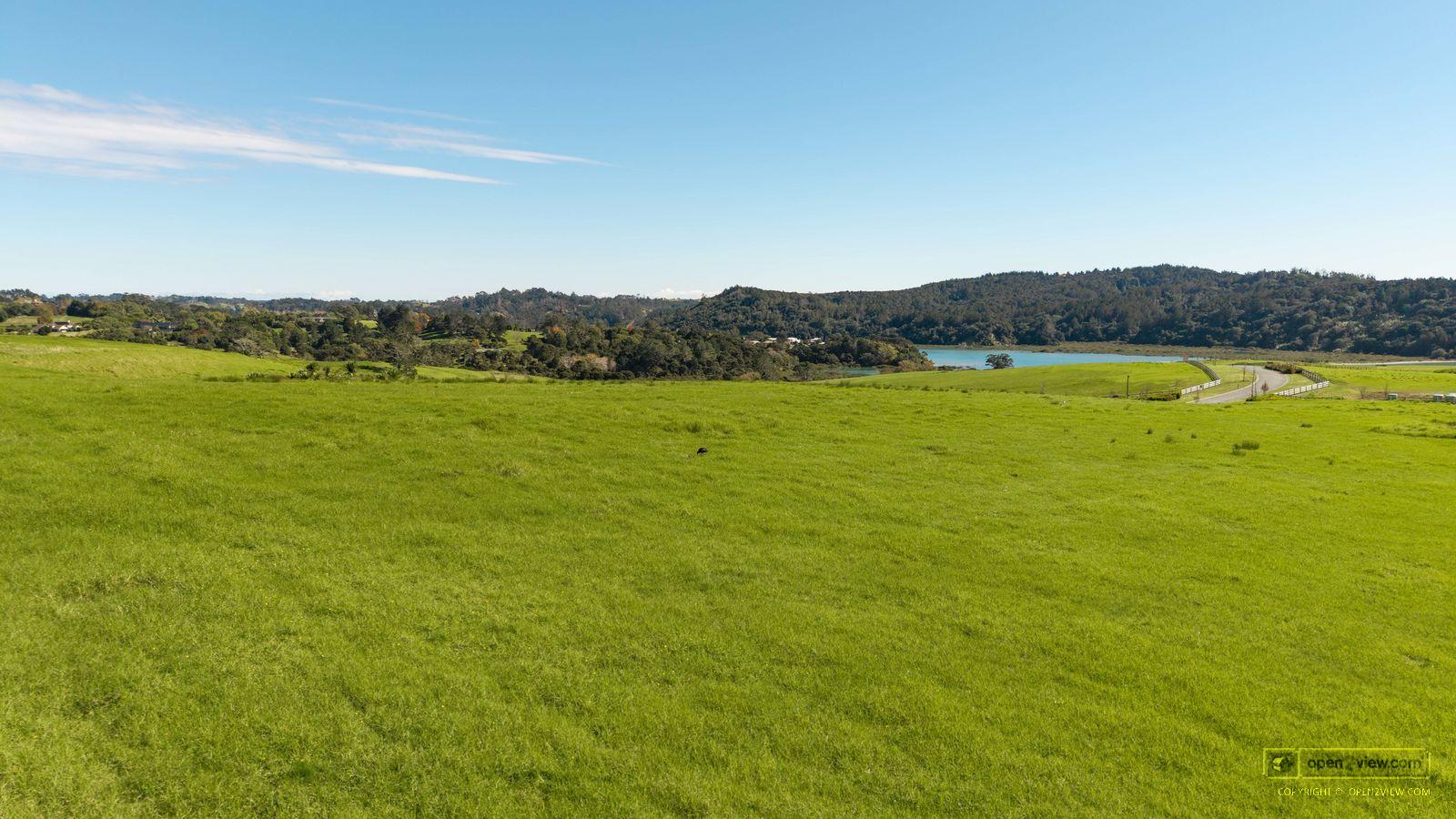 Slider image of 11 Te Pae Okura Drive, Auckland