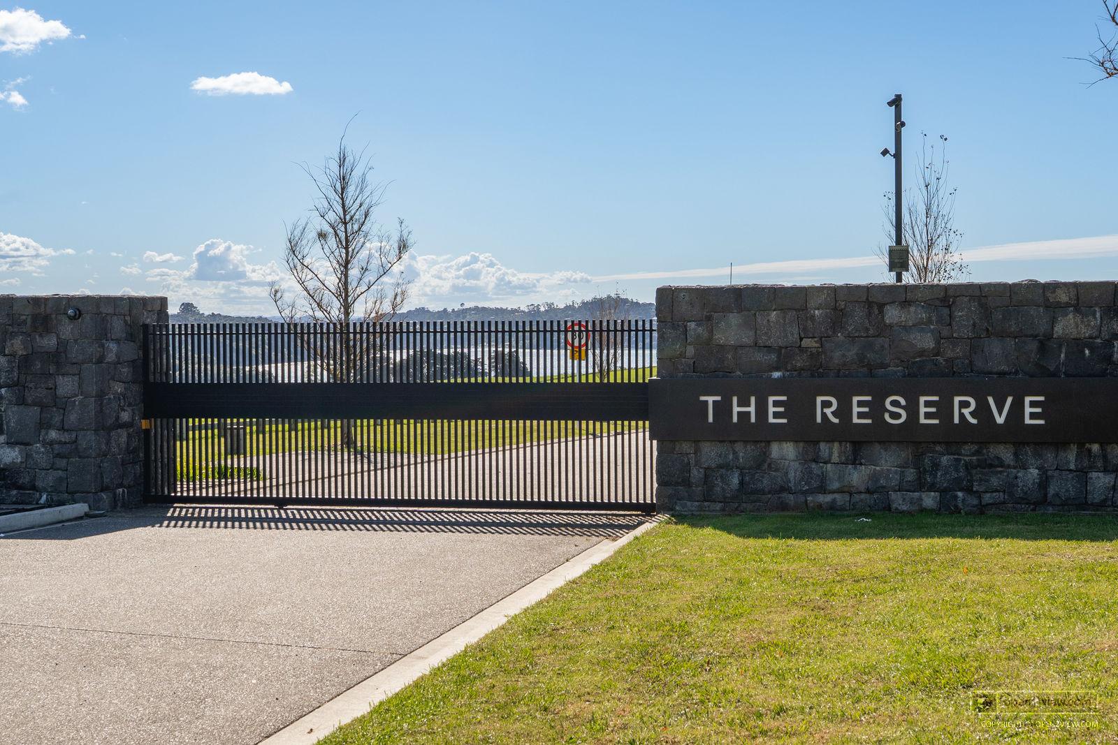 Slider image of 11 Te Pae Okura Drive, Auckland