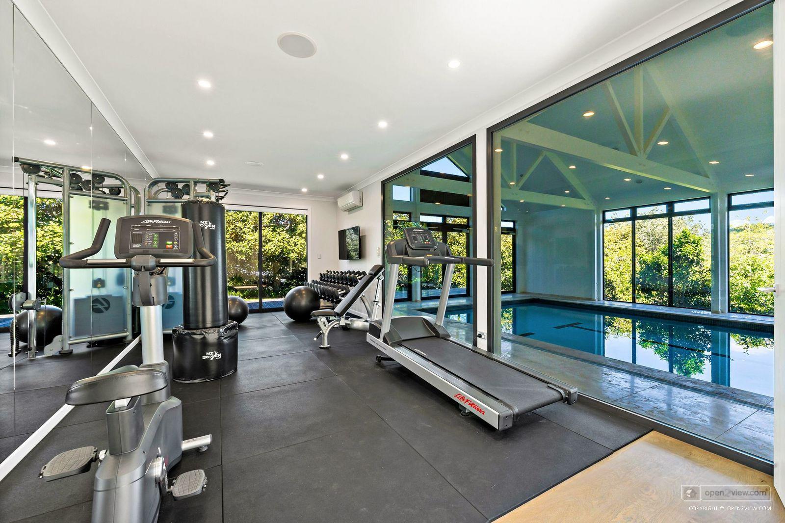 Slider image of 85 Goodland Drive, Auckland