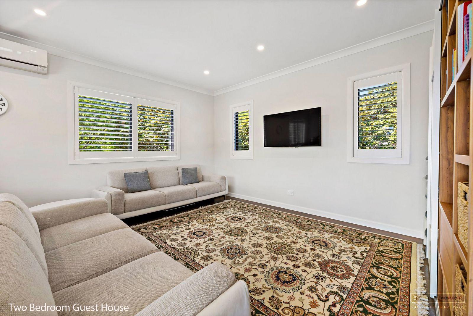 Slider image of 85 Goodland Drive, Auckland