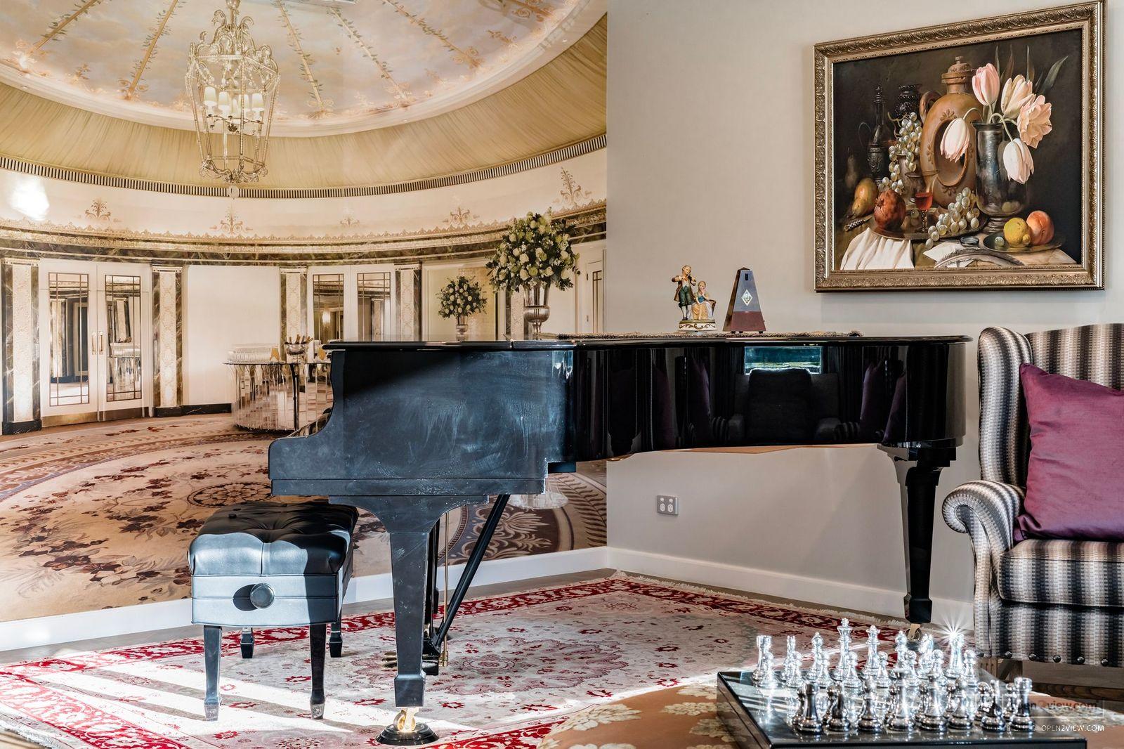 Slider image of 85 Goodland Drive, Auckland