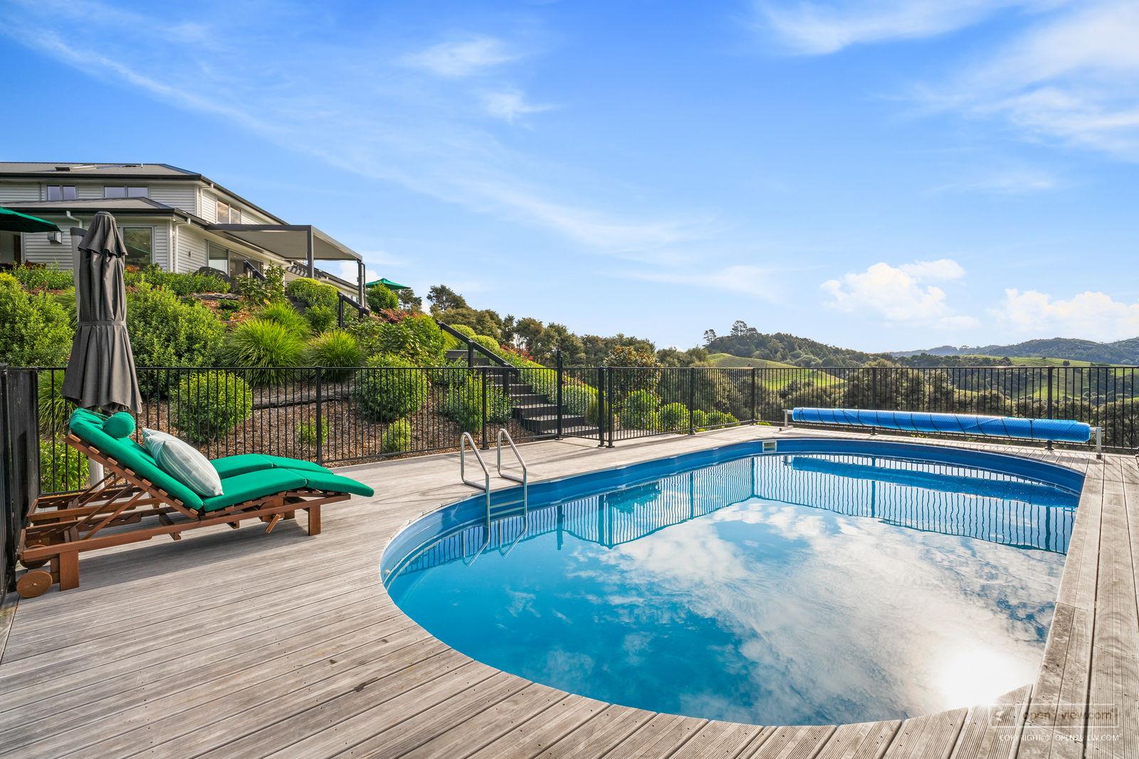 Slider image of 100 McCathie Road, Auckland