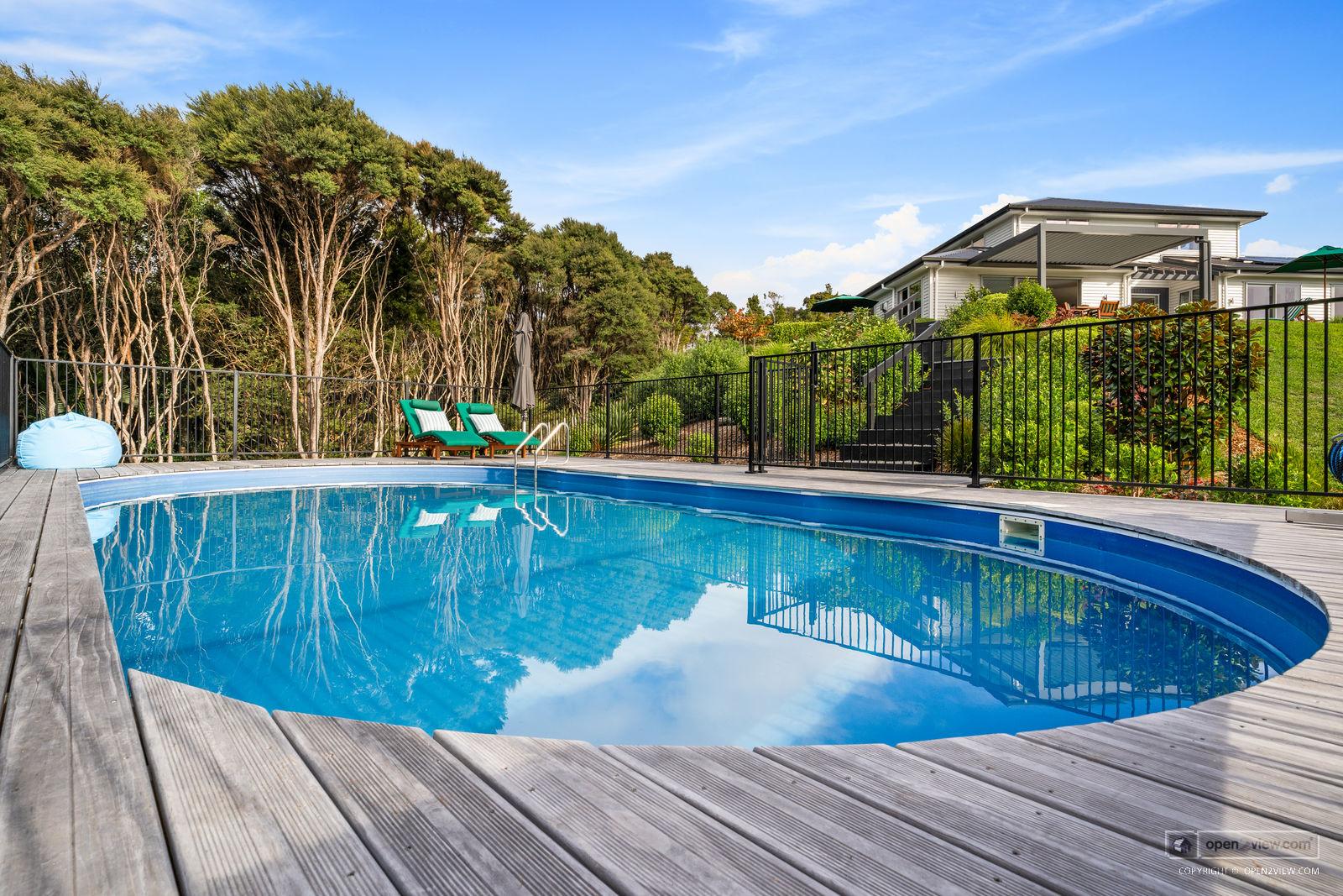 Slider image of 100 McCathie Road, Auckland