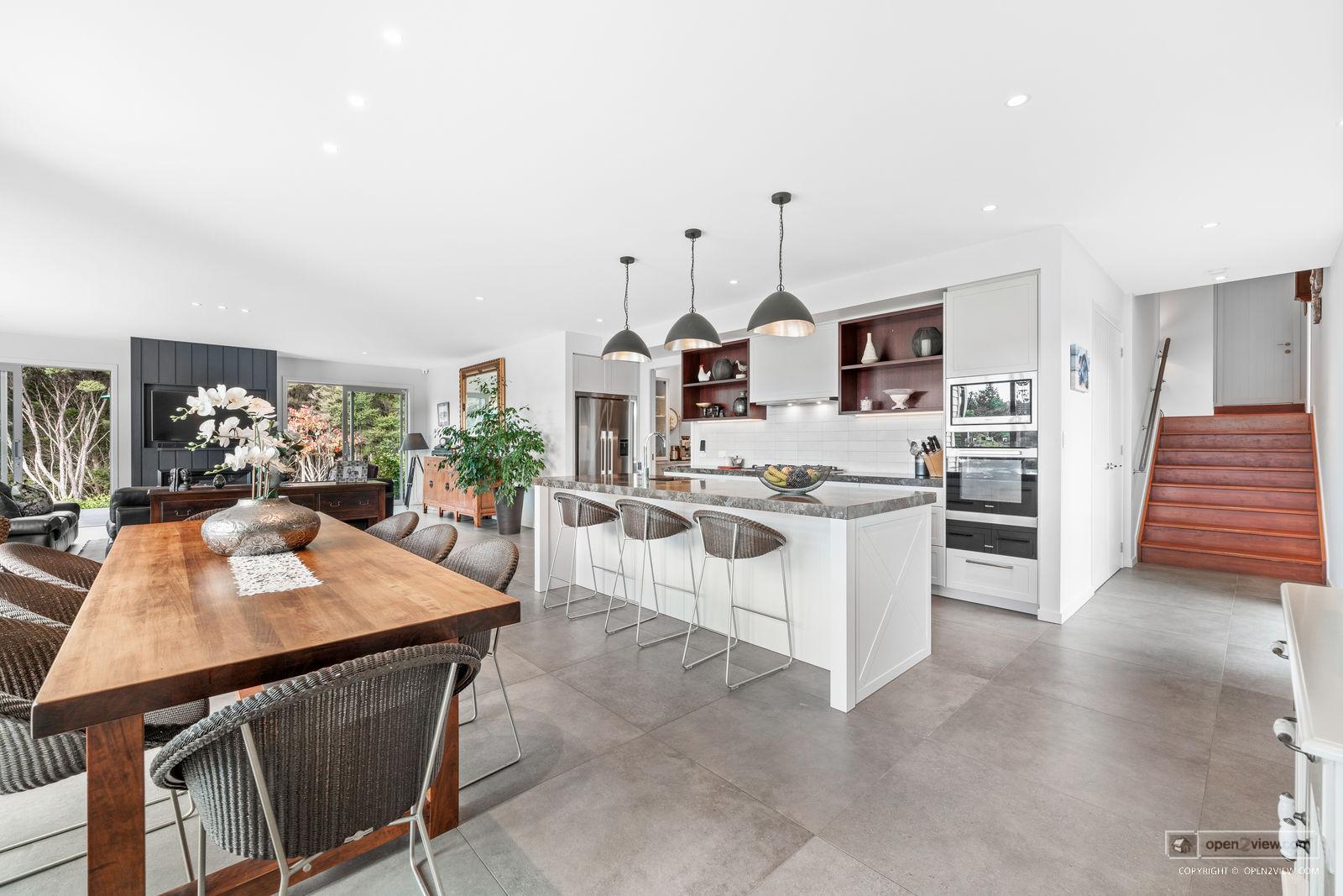 Slider image of 100 McCathie Road, Auckland