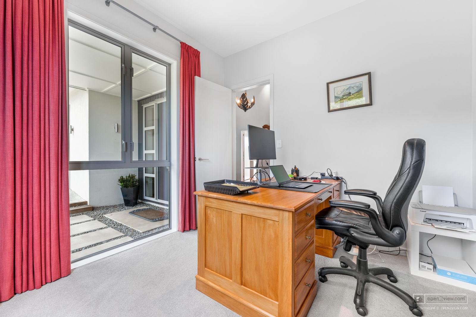 Slider image of 100 McCathie Road, Auckland