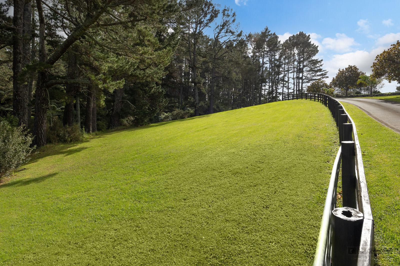 Slider image of 45 Terry Smyth Drive, Auckland