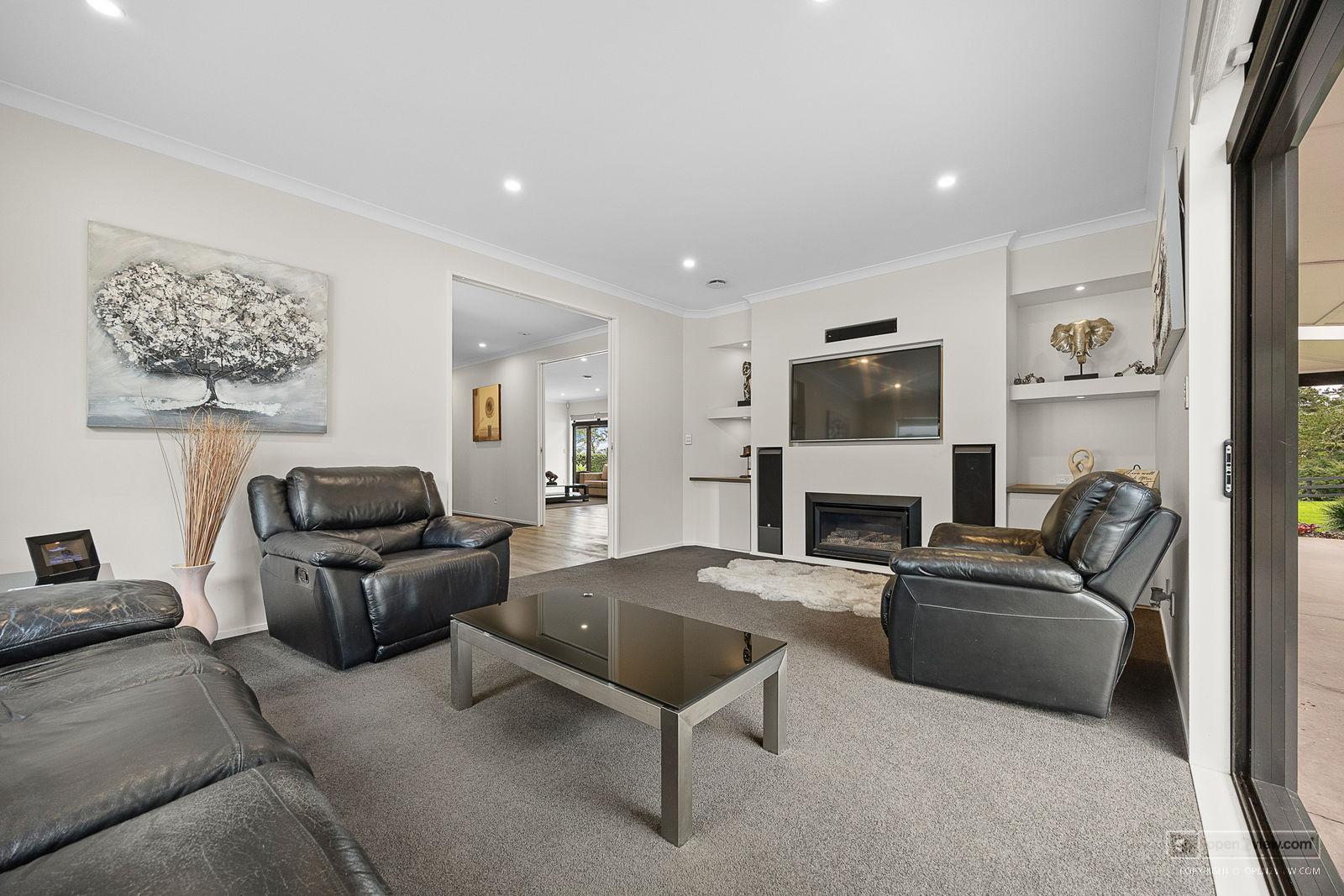 Slider image of 45 Terry Smyth Drive, Auckland