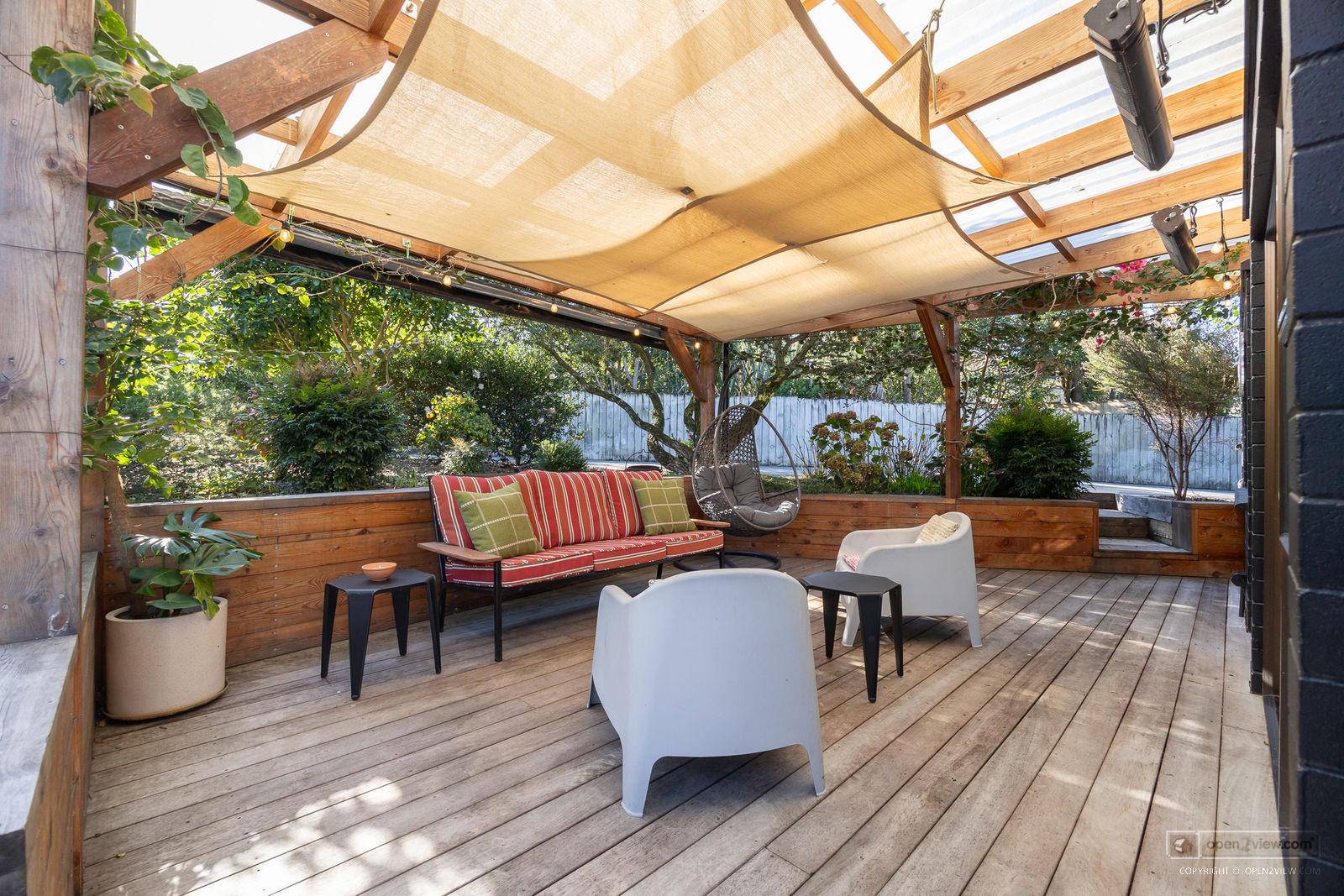 Slider image of 3 Muriwai Road, Auckland