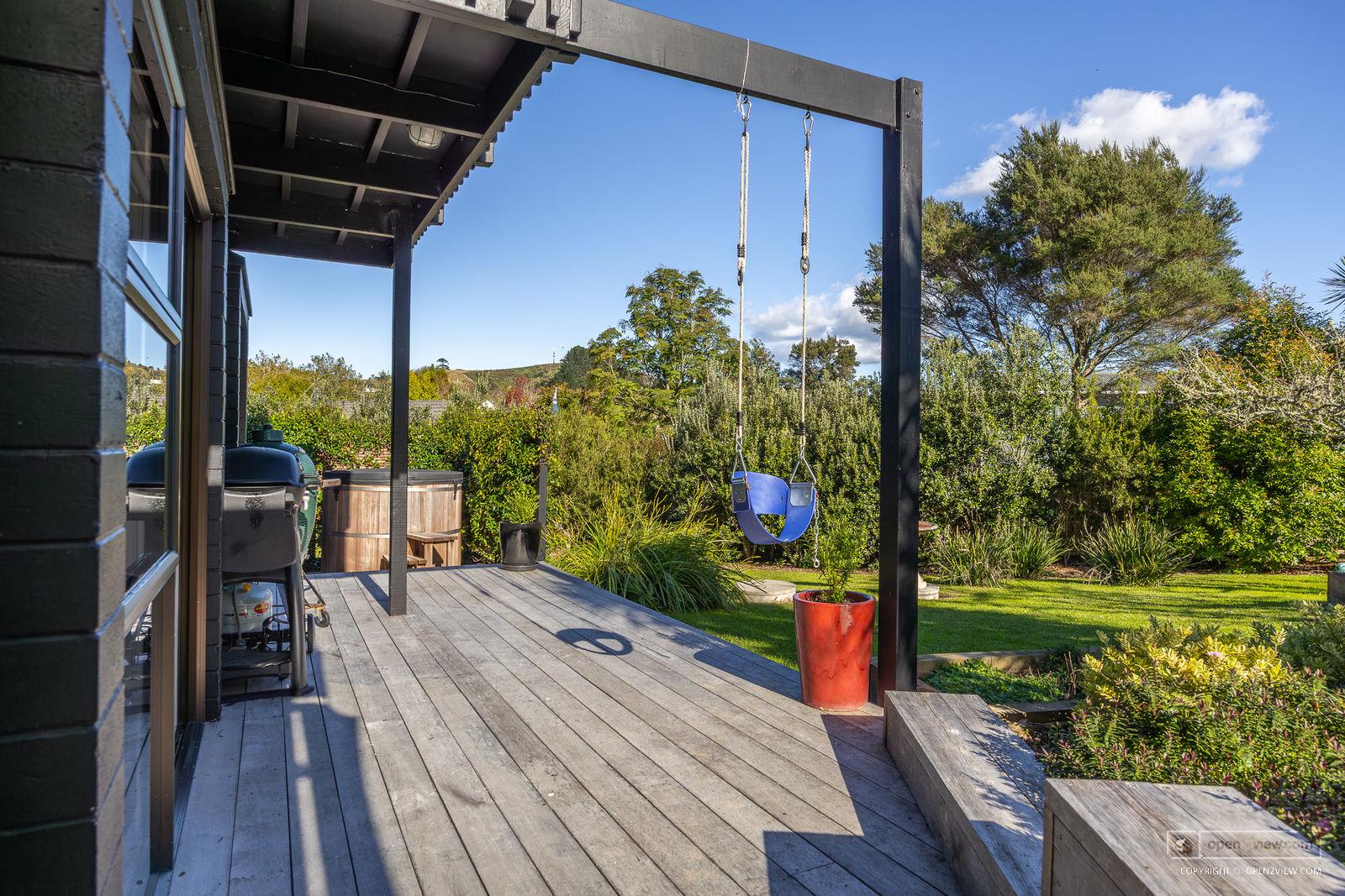 Slider image of 3 Muriwai Road, Auckland