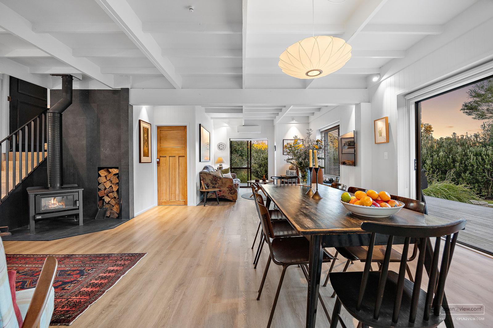 Slider image of 3 Muriwai Road, Auckland