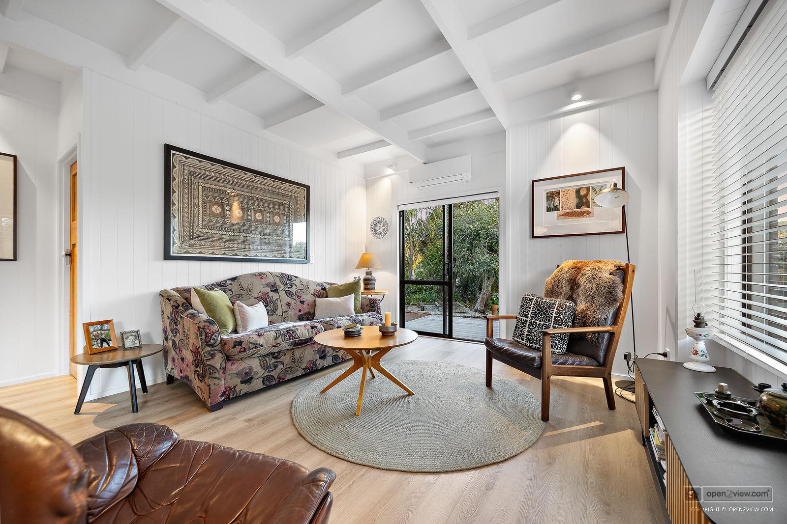 Slider image of 3 Muriwai Road, Auckland