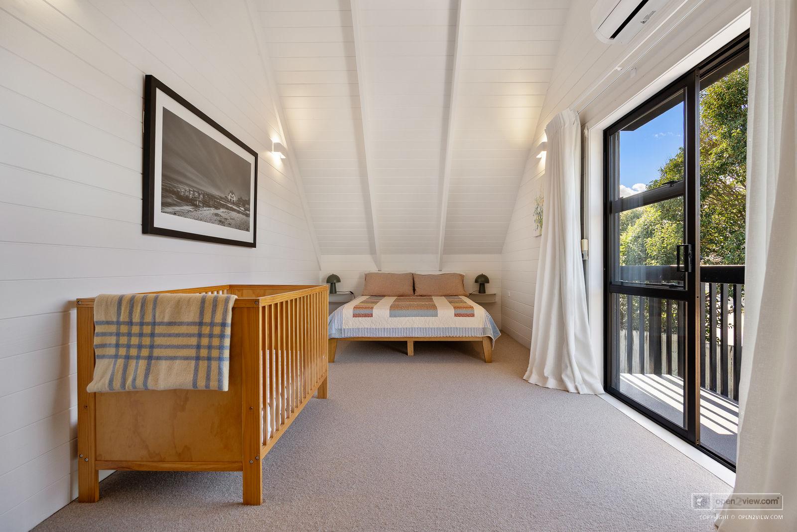 Slider image of 3 Muriwai Road, Auckland