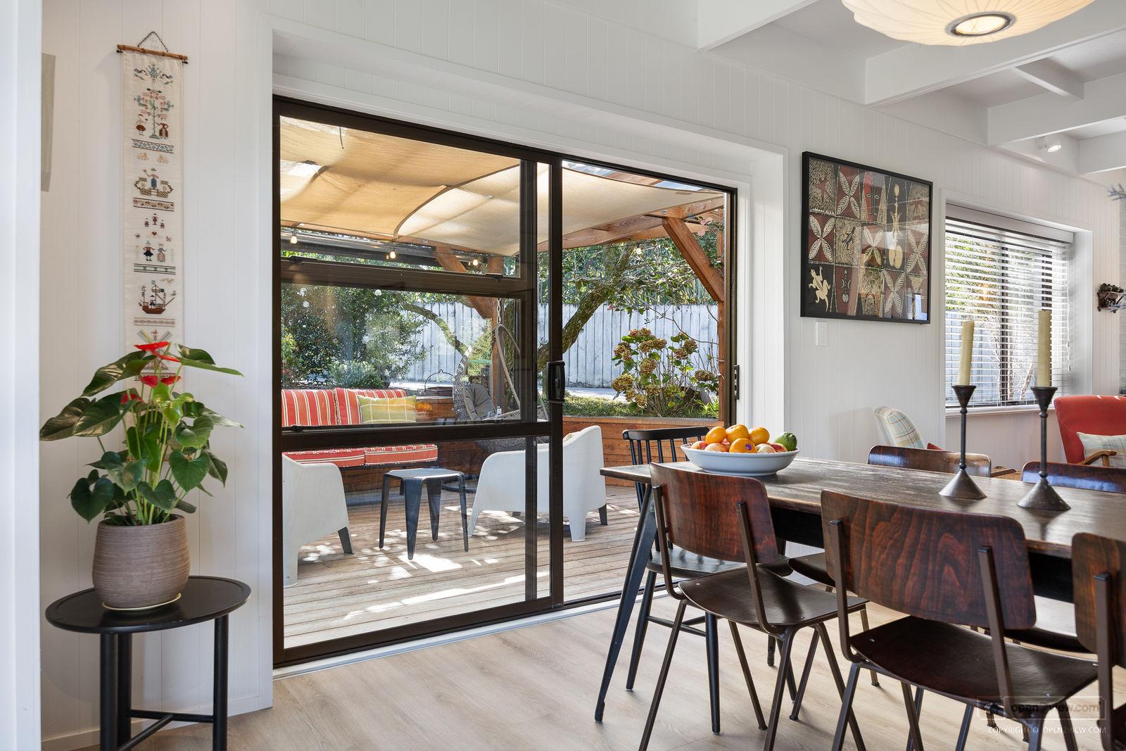 Slider image of 3 Muriwai Road, Auckland