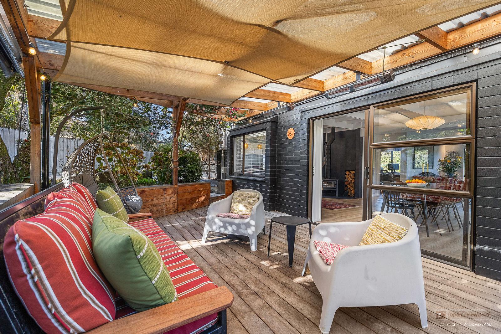 Slider image of 3 Muriwai Road, Auckland