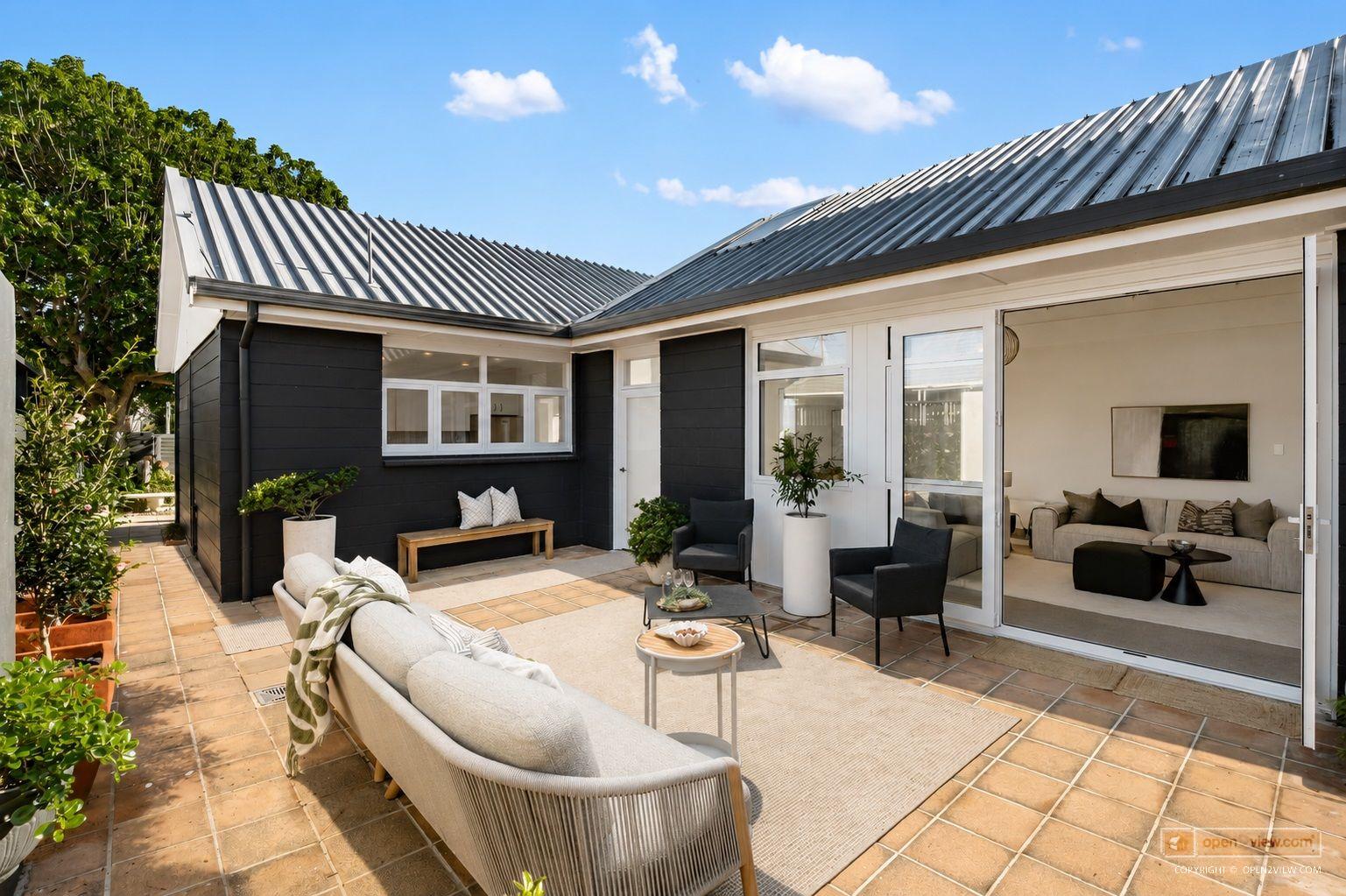 Slider image of 19A Saltburn Road, Auckland