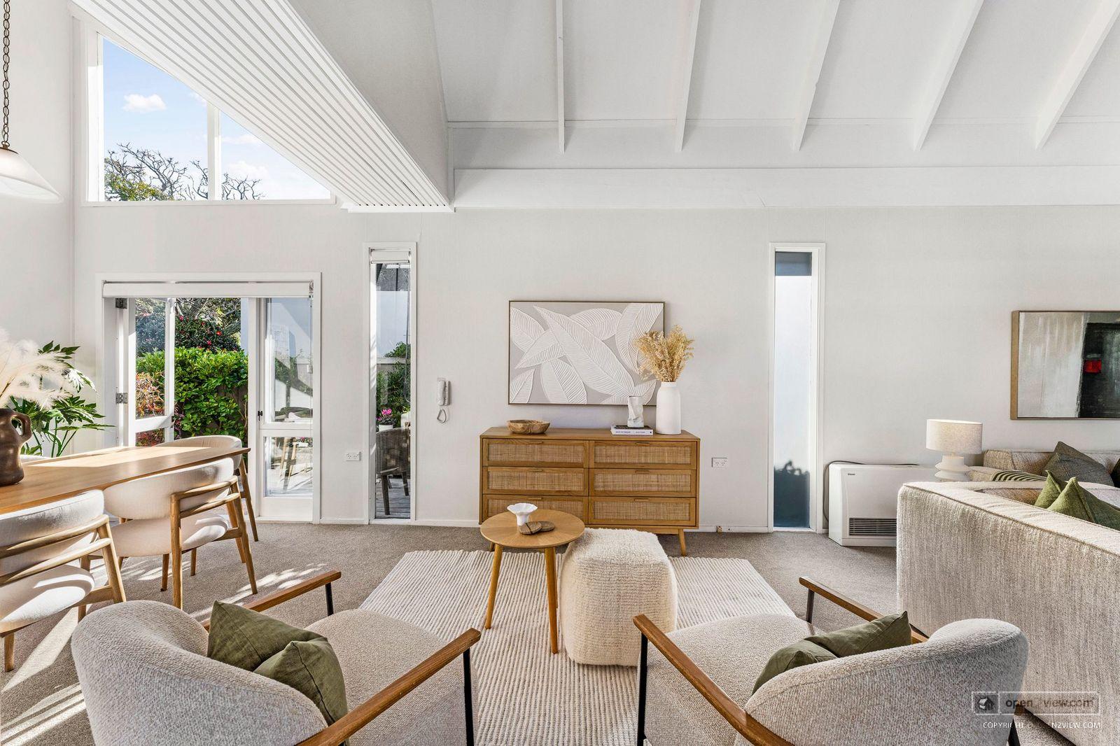 Slider image of 19A Saltburn Road, Auckland