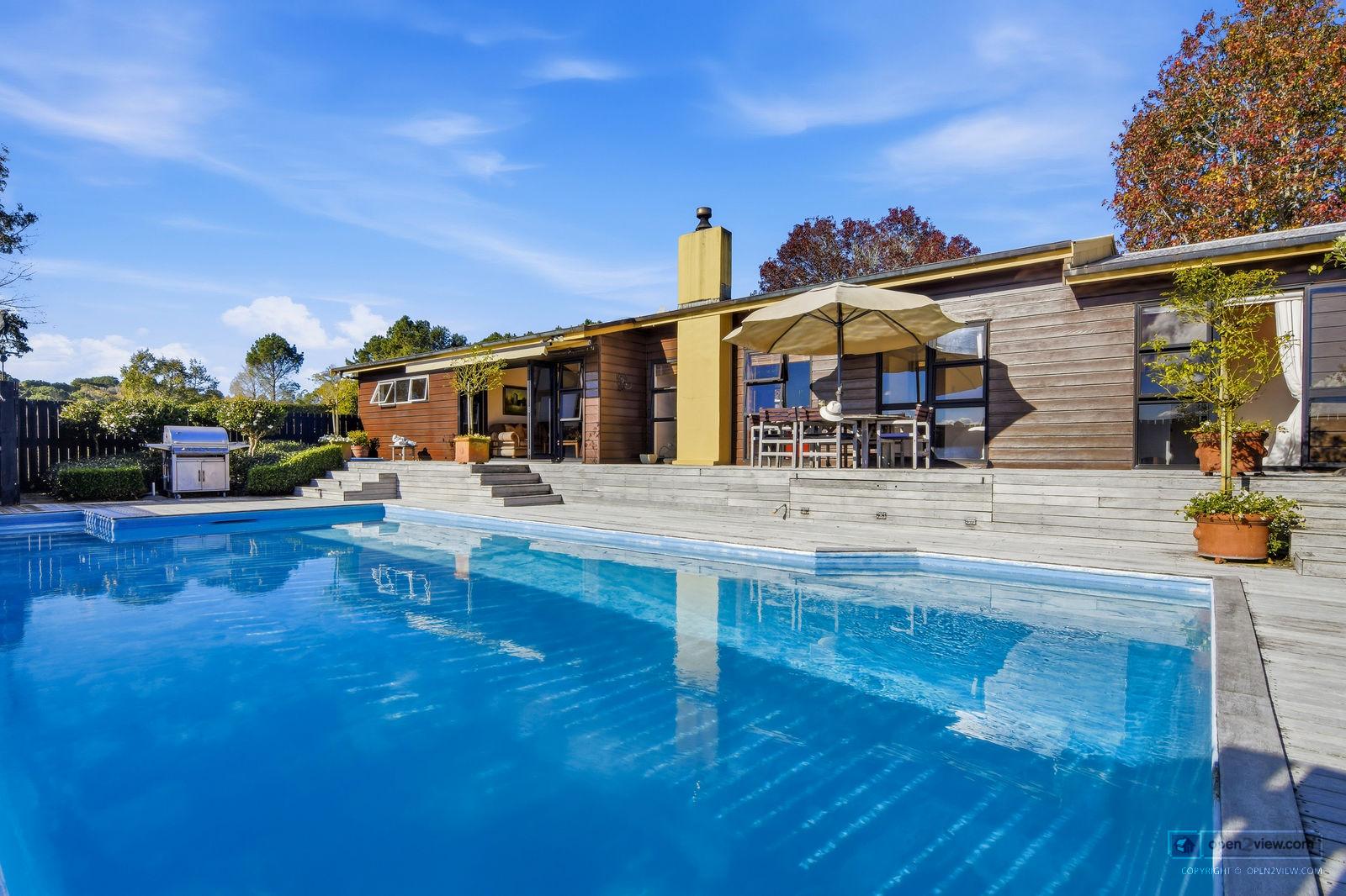 Featured image of 828 Ridge Road, Auckland