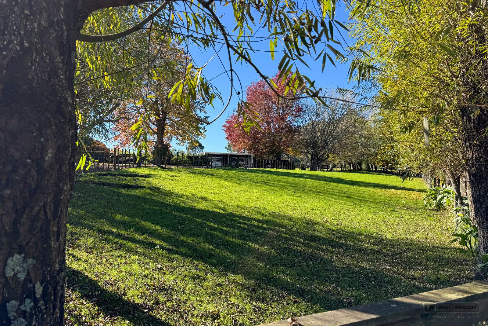Slider image of 828 Ridge Road, Auckland