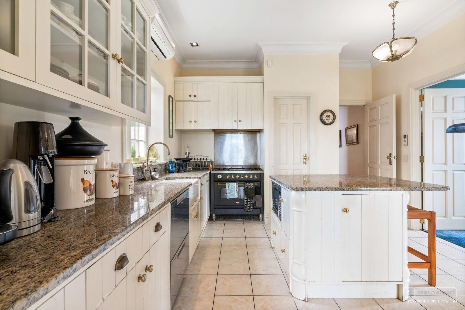 Slider image of 84 Three Oaks Drive, Auckland