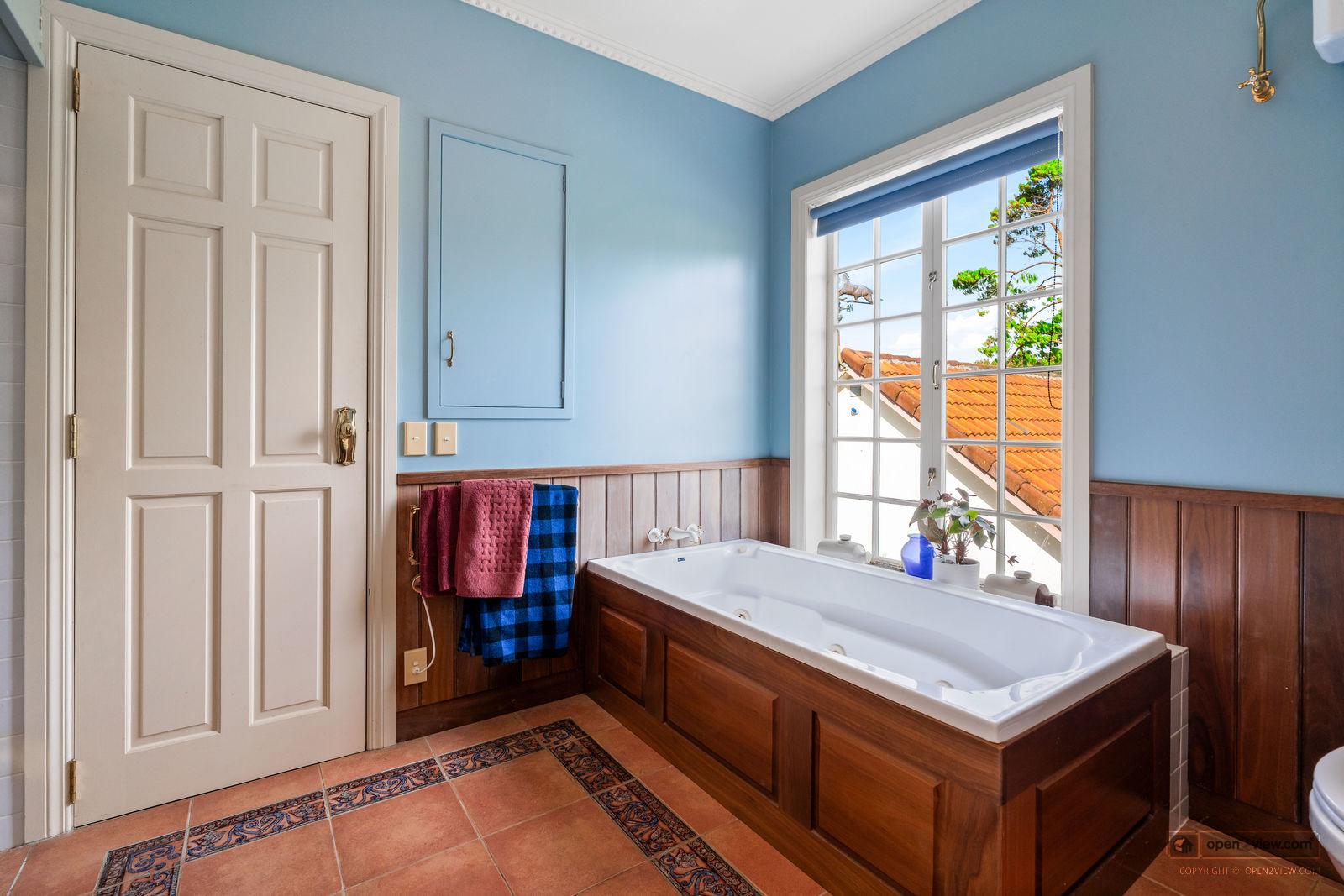 Slider image of 84 Three Oaks Drive, Auckland