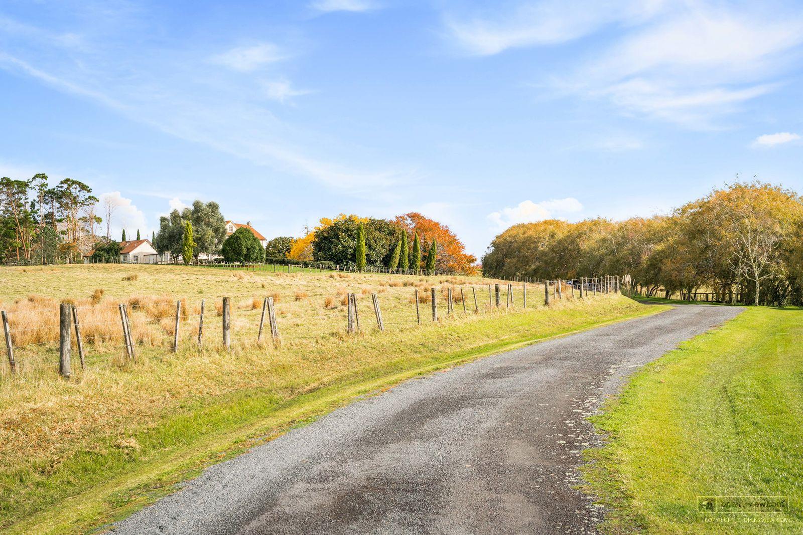 Slider image of 84 Three Oaks Drive, Auckland