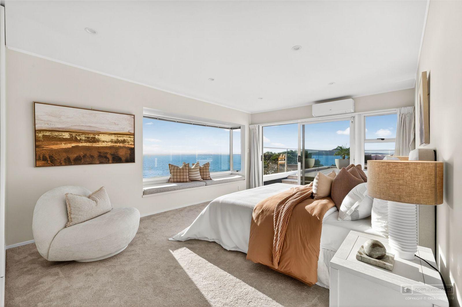 Slider image of 23D Beach Road, Auckland