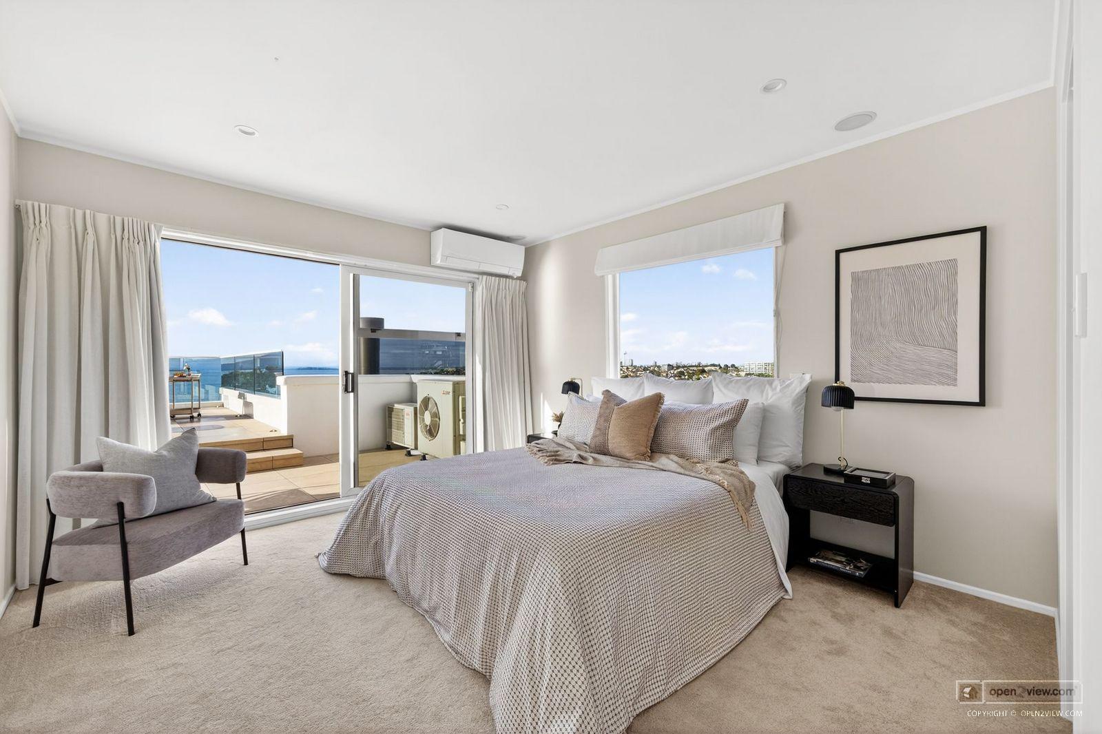 Slider image of 23D Beach Road, Auckland
