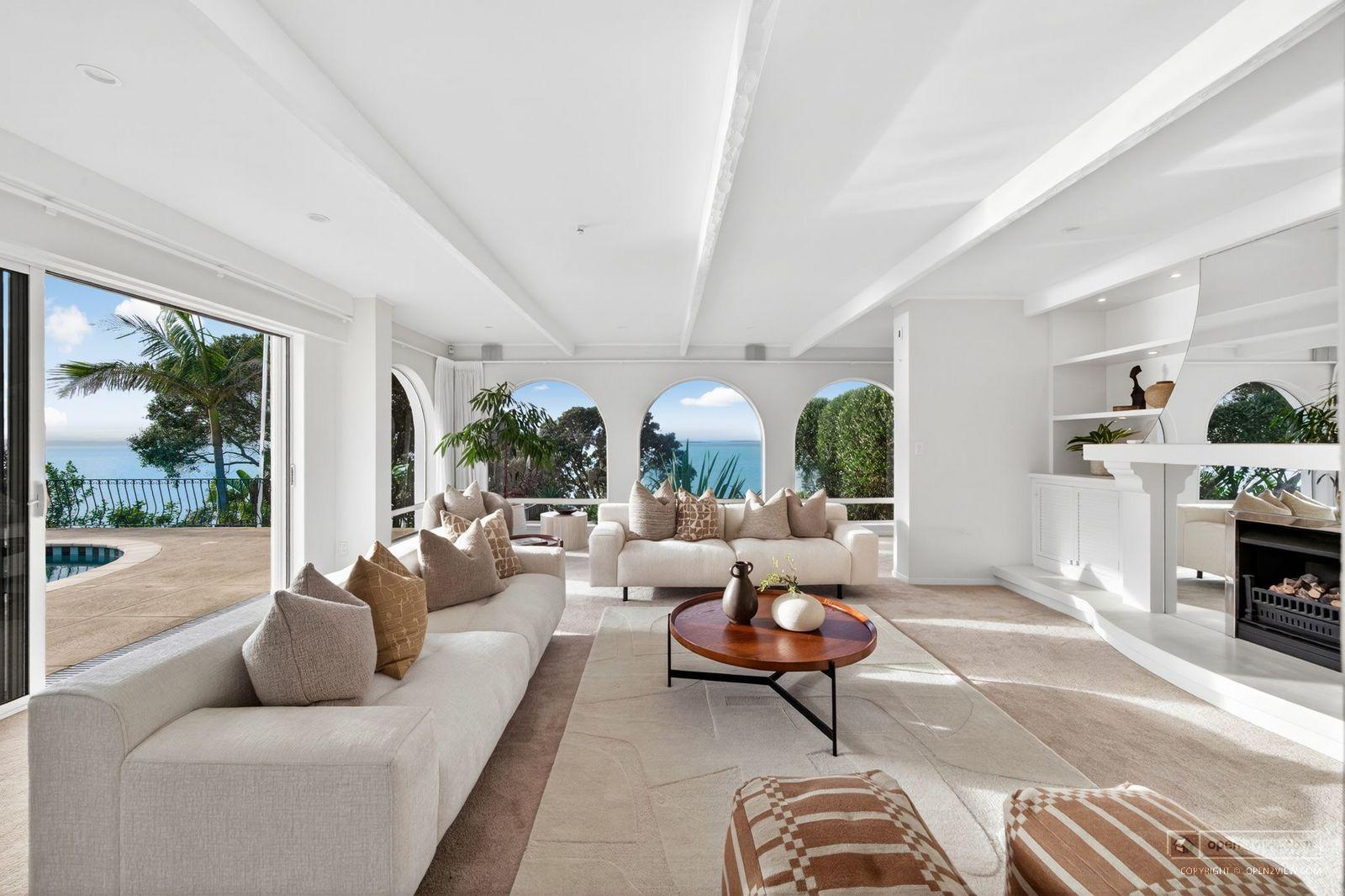 Slider image of 23D Beach Road, Auckland