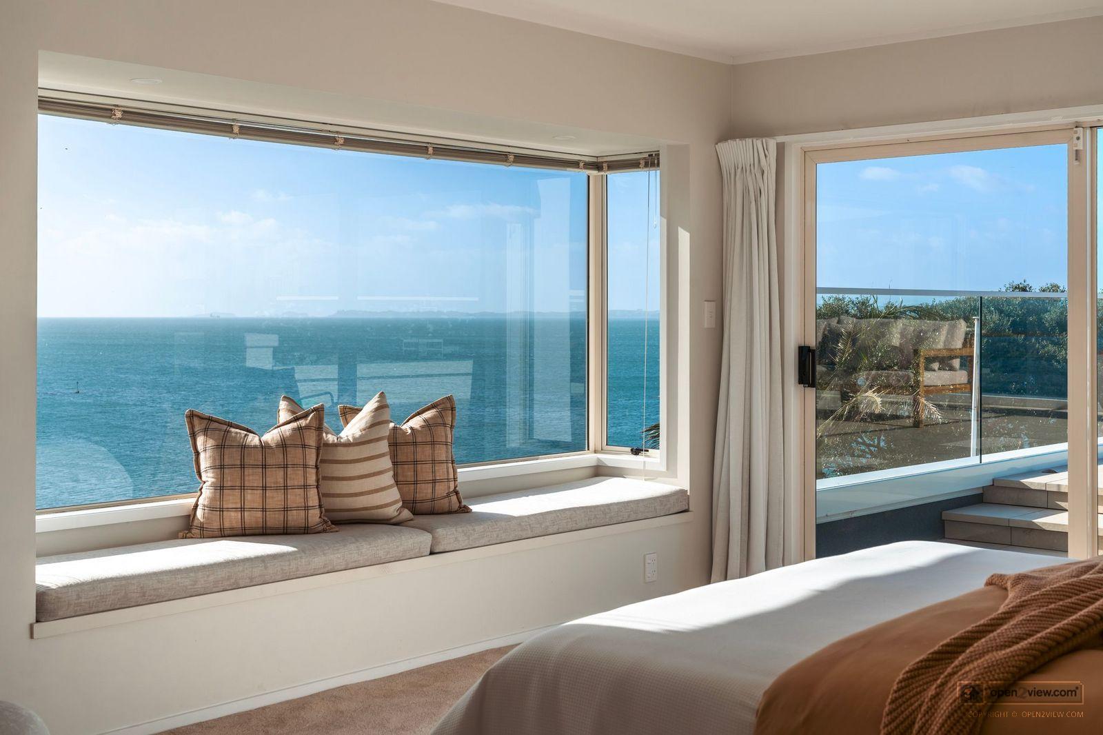 Slider image of 23D Beach Road, Auckland