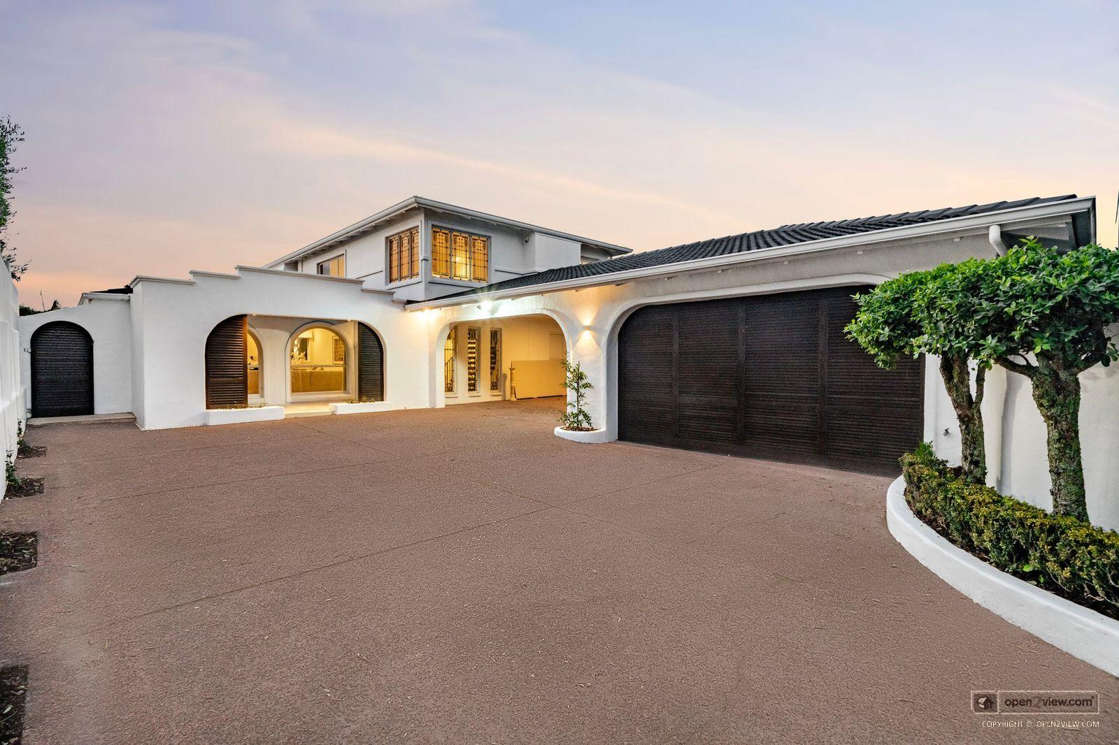 Slider image of 23D Beach Road, Auckland