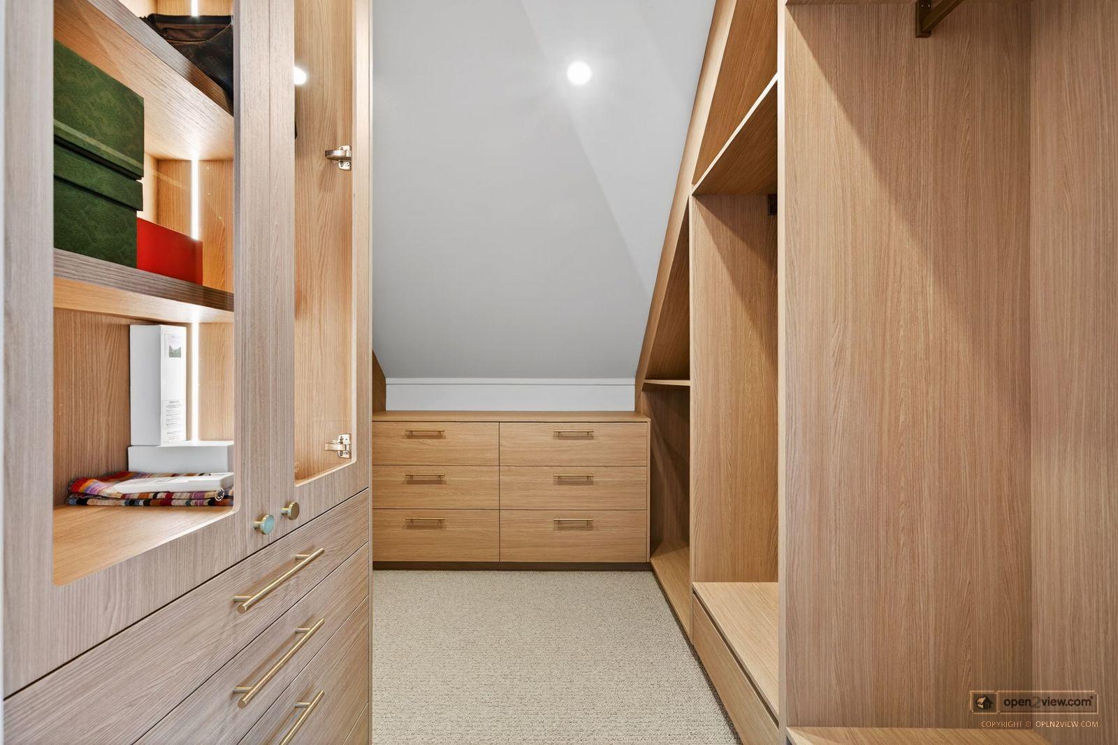 Slider image of 5 Holiday Road, Auckland
