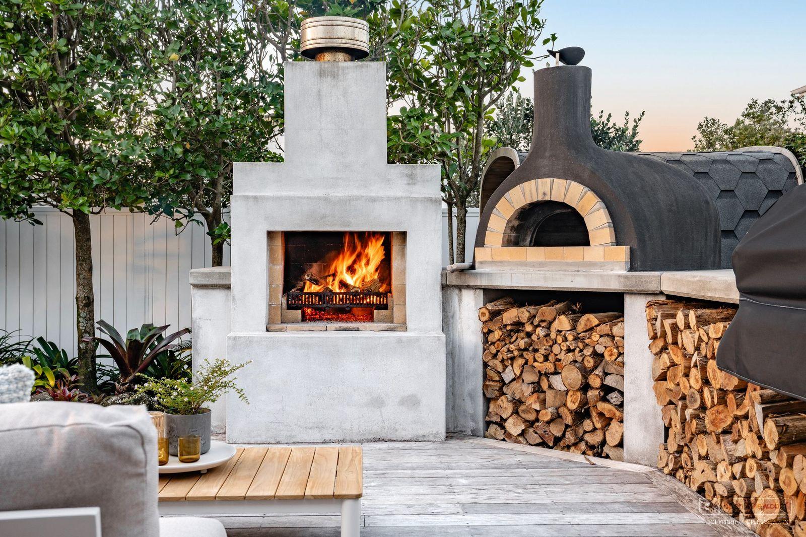 Slider image of 5 Holiday Road, Auckland