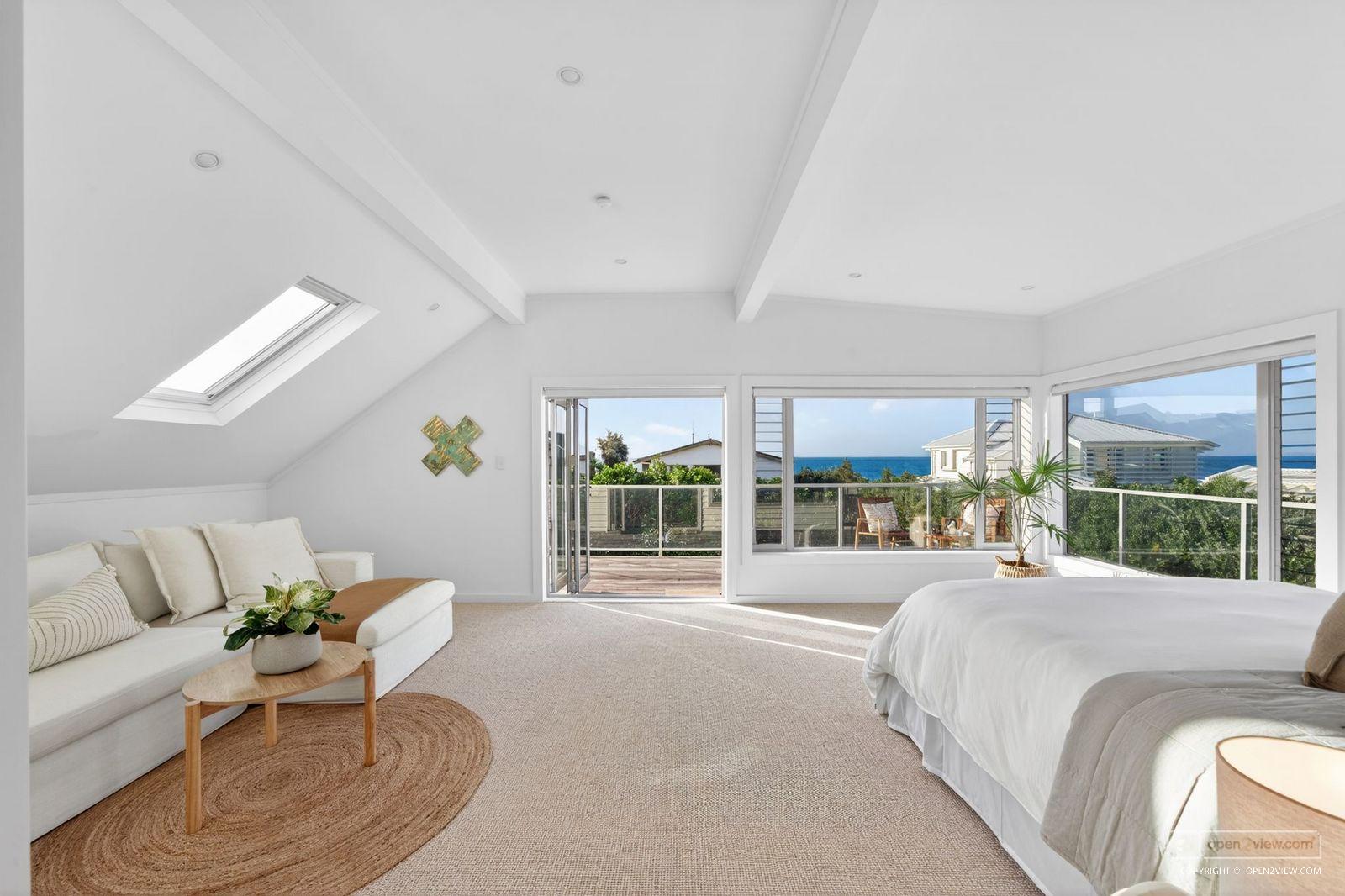 Slider image of 5 Holiday Road, Auckland