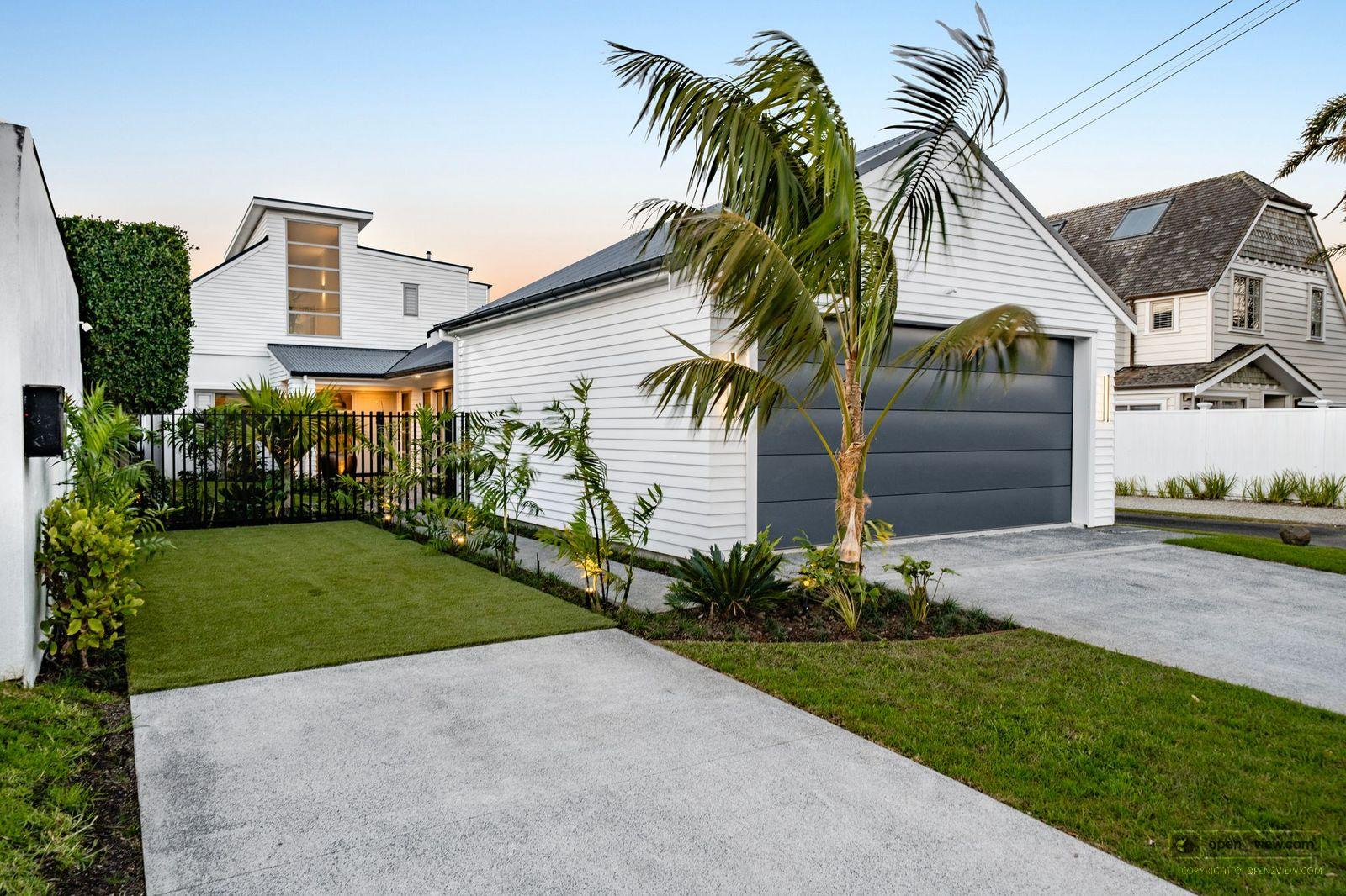 Featured image of 5 Holiday Road, Auckland