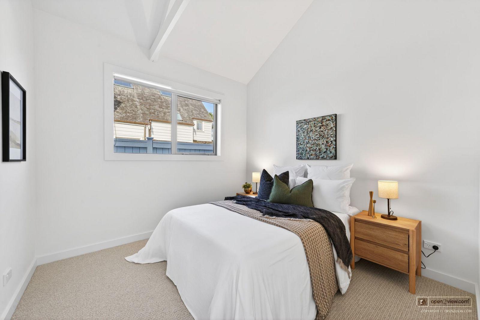 Slider image of 5 Holiday Road, Auckland