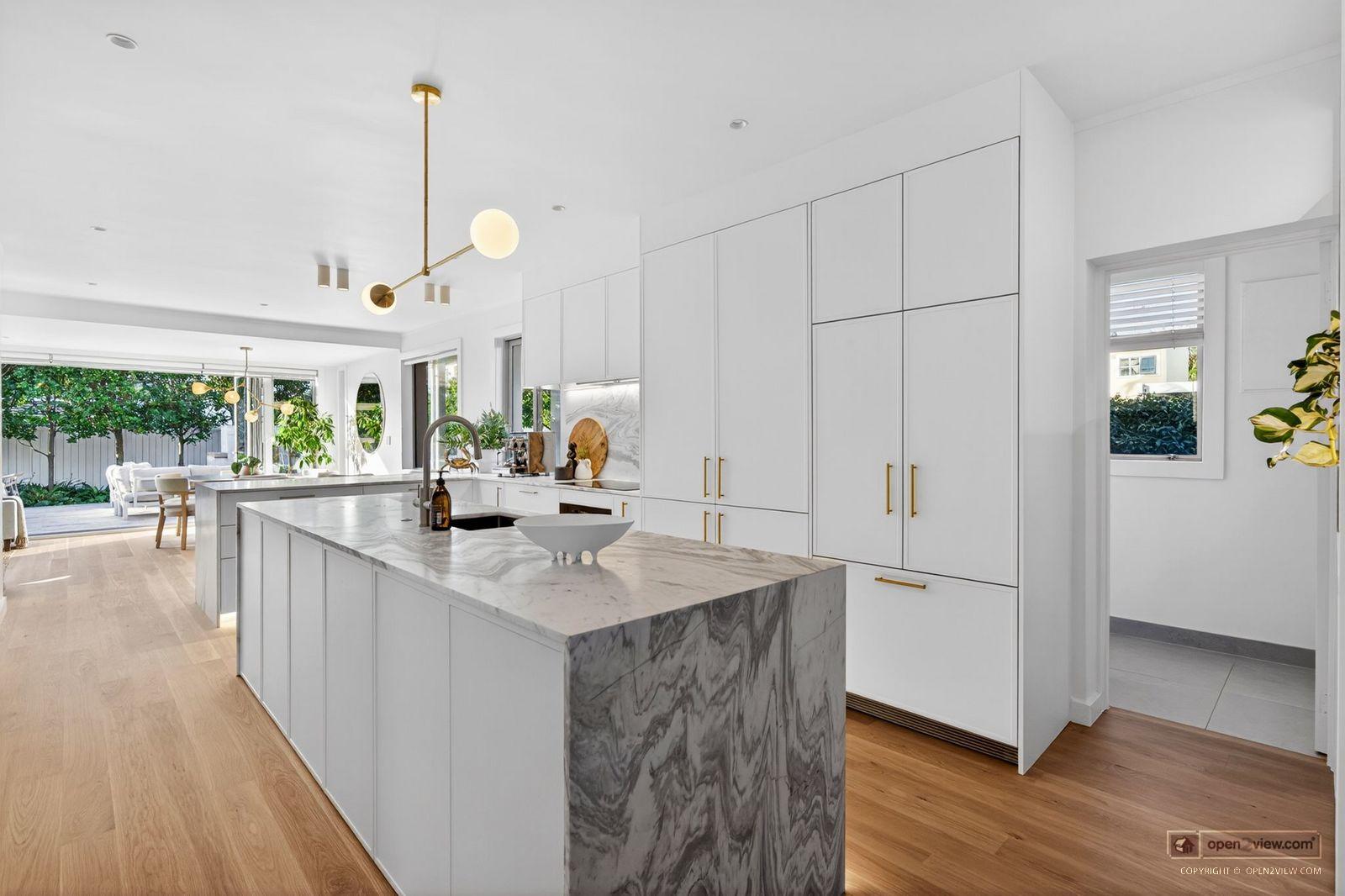 Slider image of 5 Holiday Road, Auckland