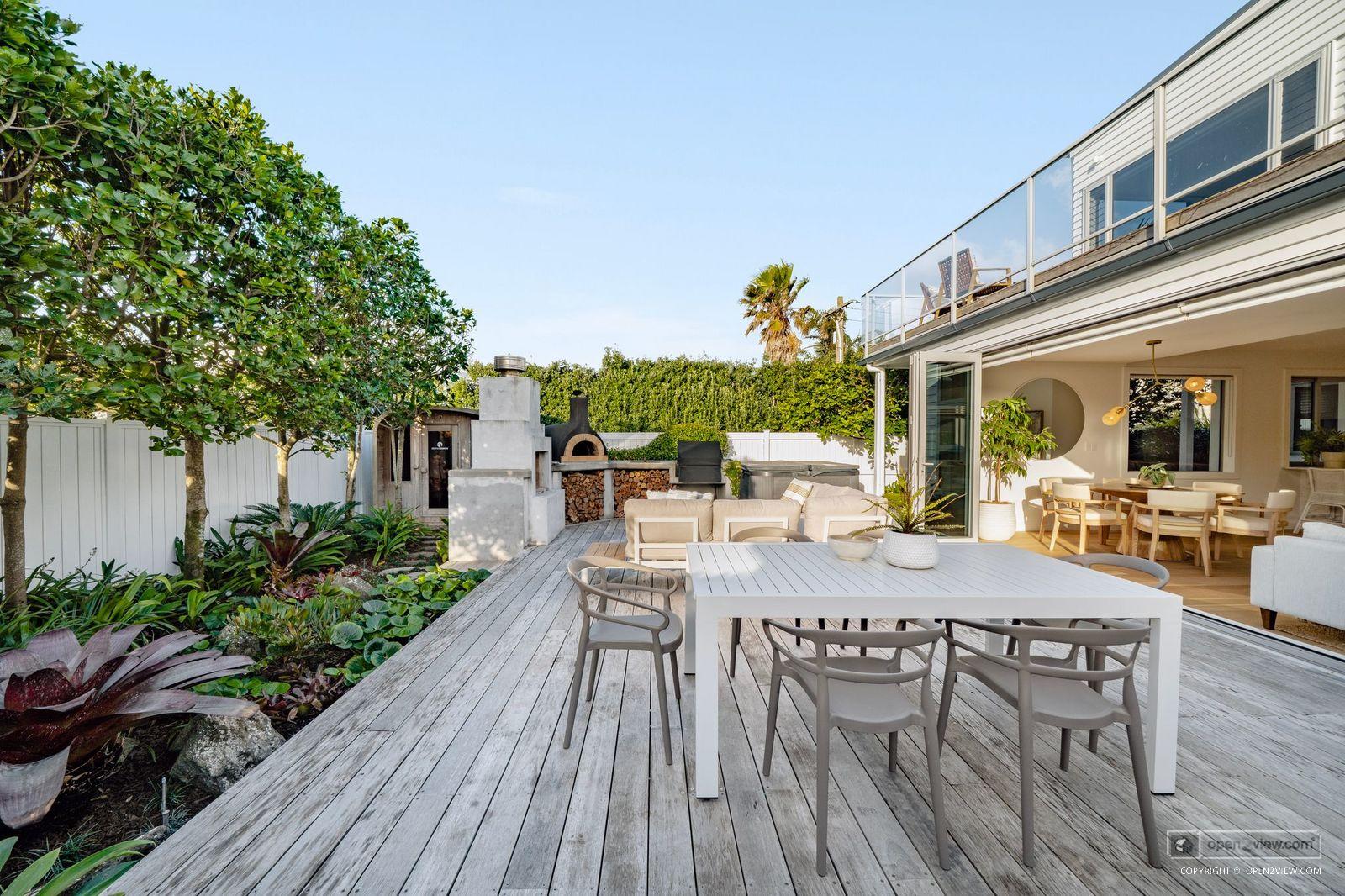 Slider image of 5 Holiday Road, Auckland