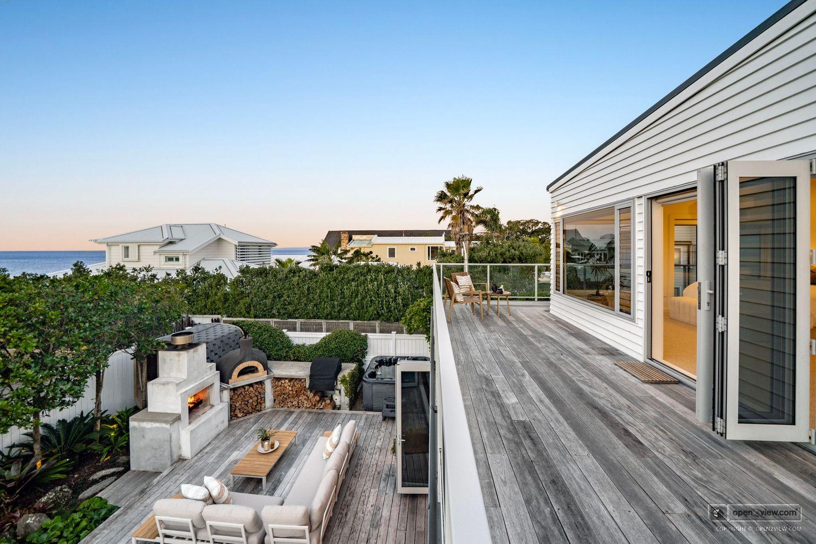 Slider image of 5 Holiday Road, Auckland