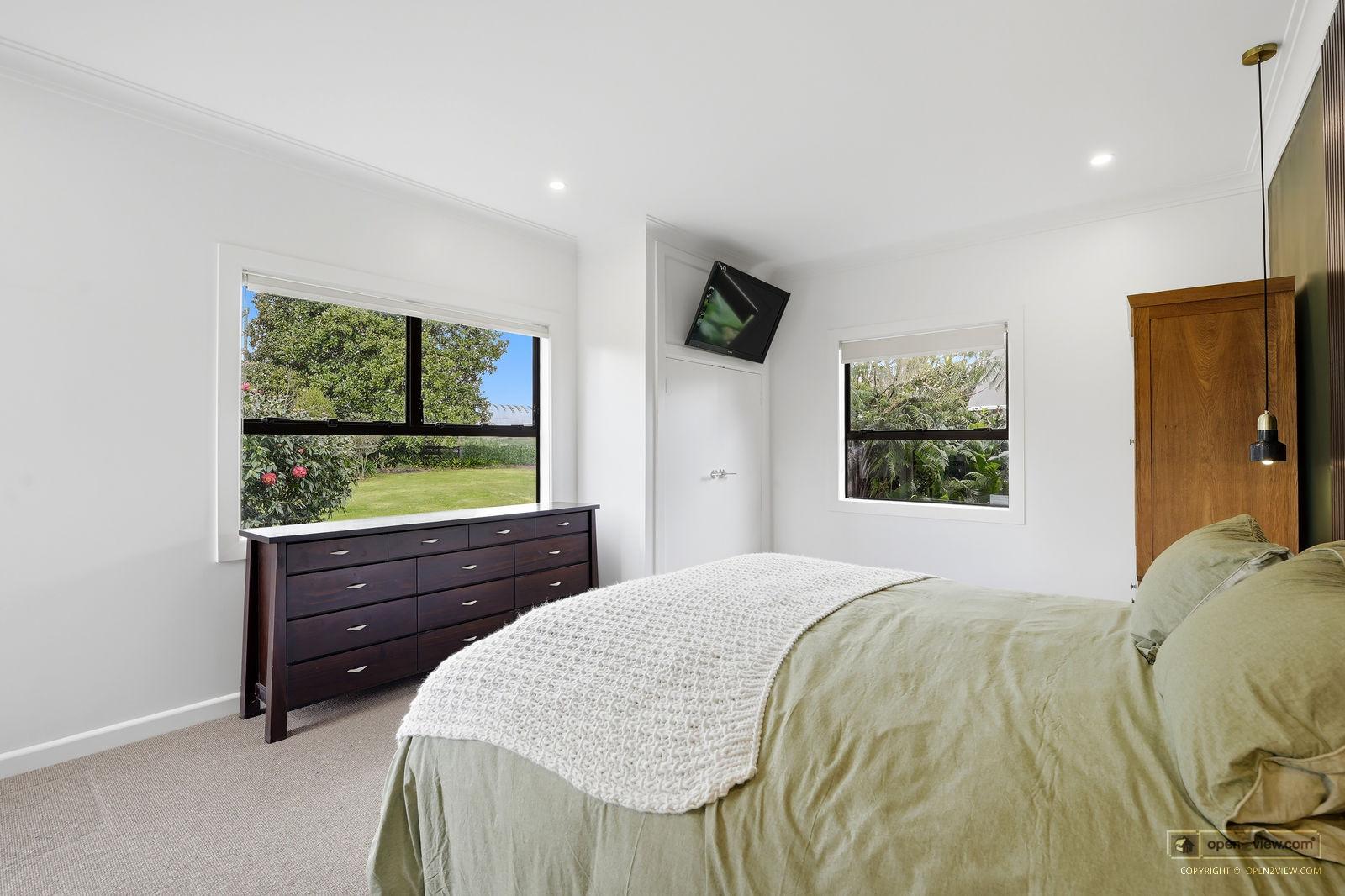 Slider image of 359 Waitoki Road, Auckland