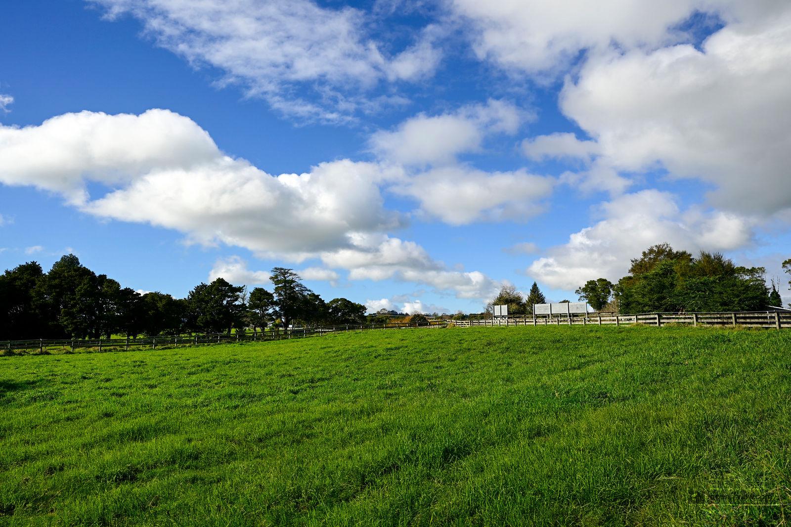 Slider image of 359 Waitoki Road, Auckland