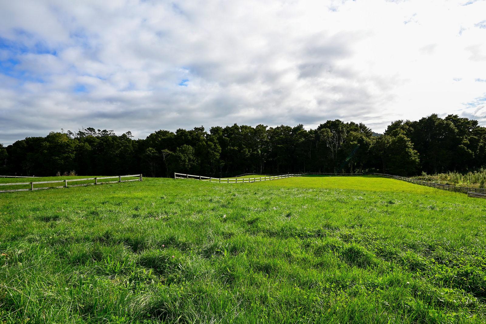 Slider image of 359 Waitoki Road, Auckland