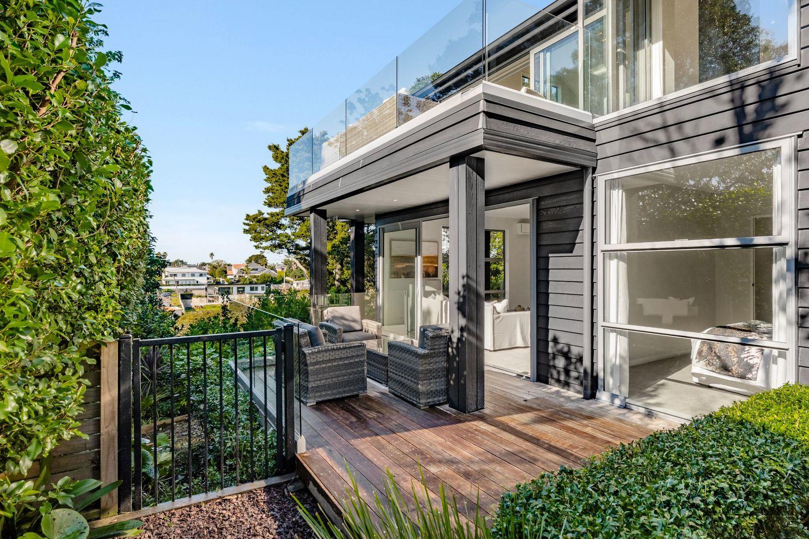Slider image of 7A Prospect Terrace, Auckland