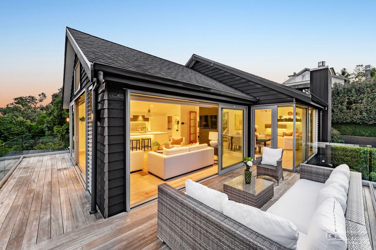 Slider image of 7A Prospect Terrace, Auckland