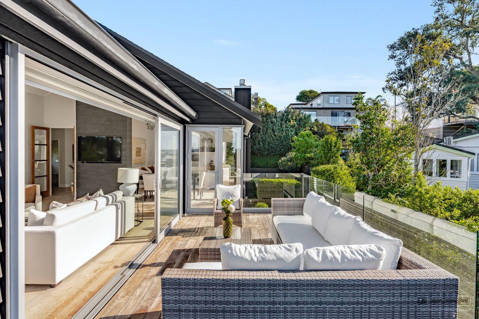 Slider image of 7A Prospect Terrace, Auckland