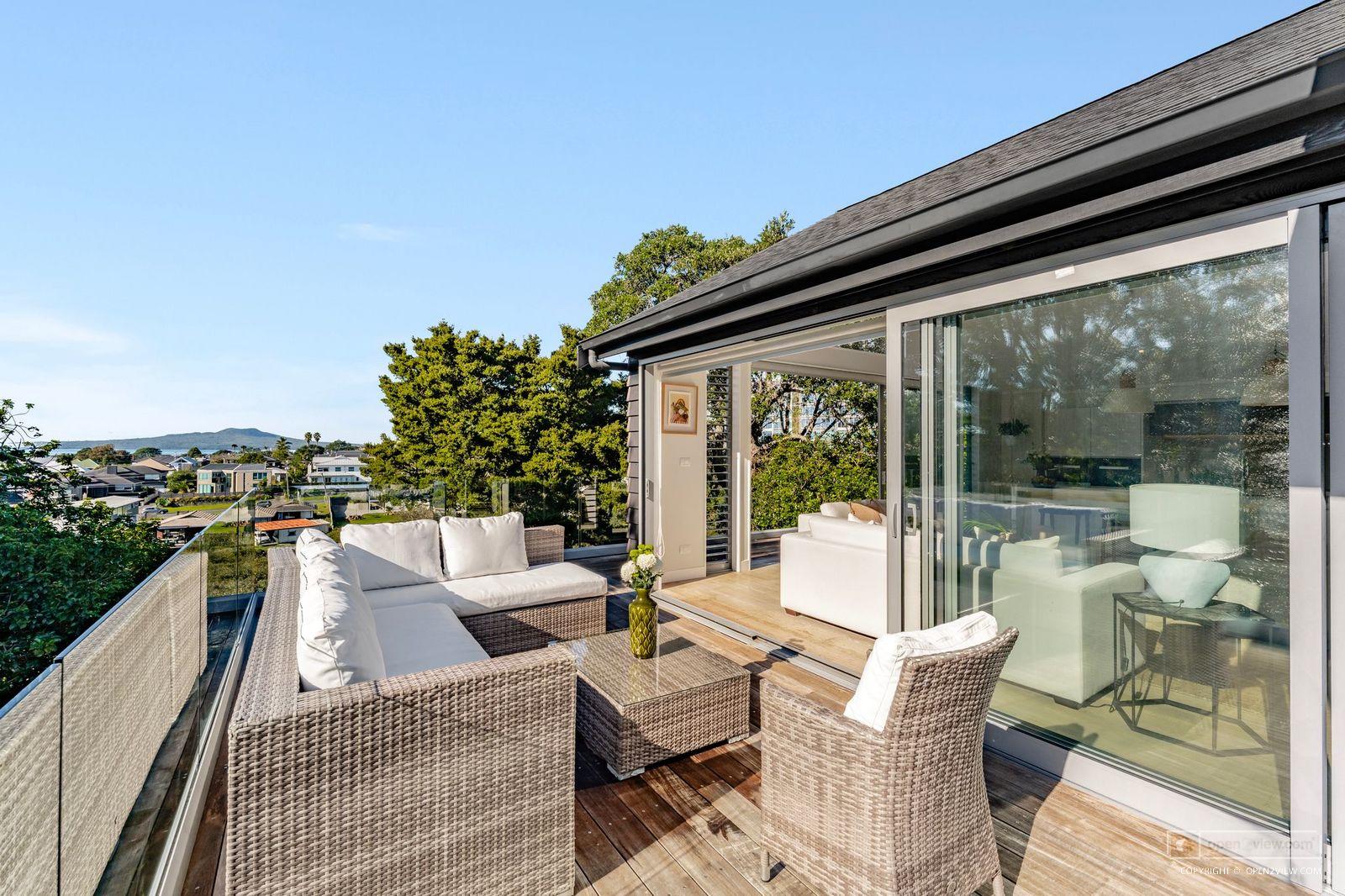 Slider image of 7A Prospect Terrace, Auckland