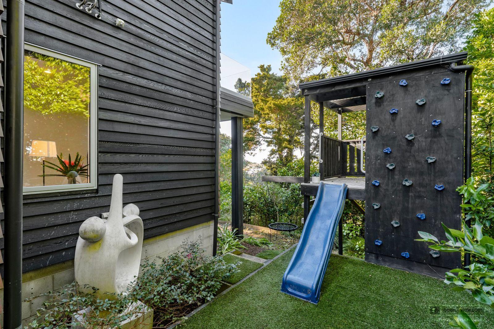Slider image of 7A Prospect Terrace, Auckland